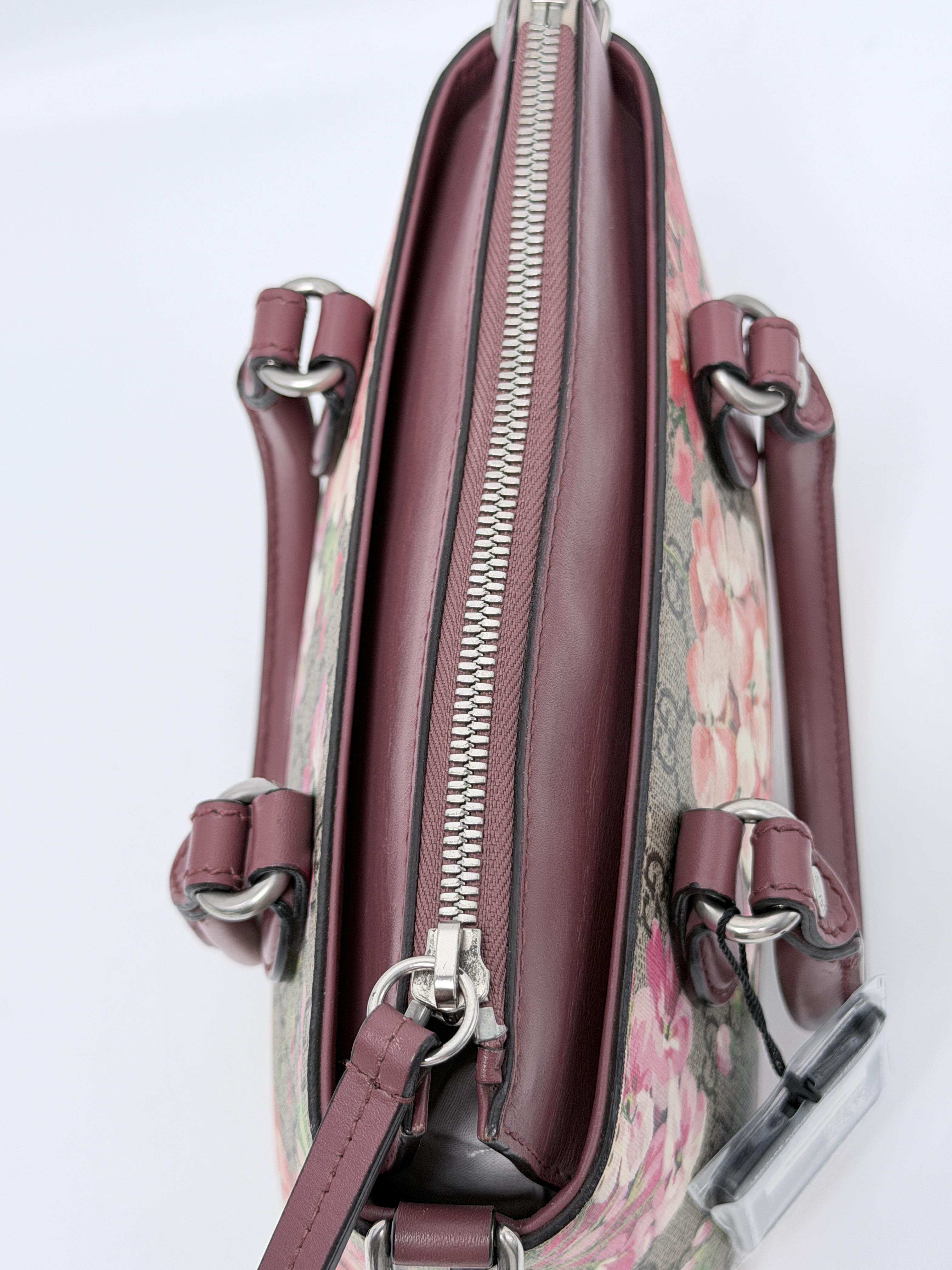 GG Supreme Blooms Canvas Mini Top Handle Crossbody Satchel Bag Pink JD1219GG
