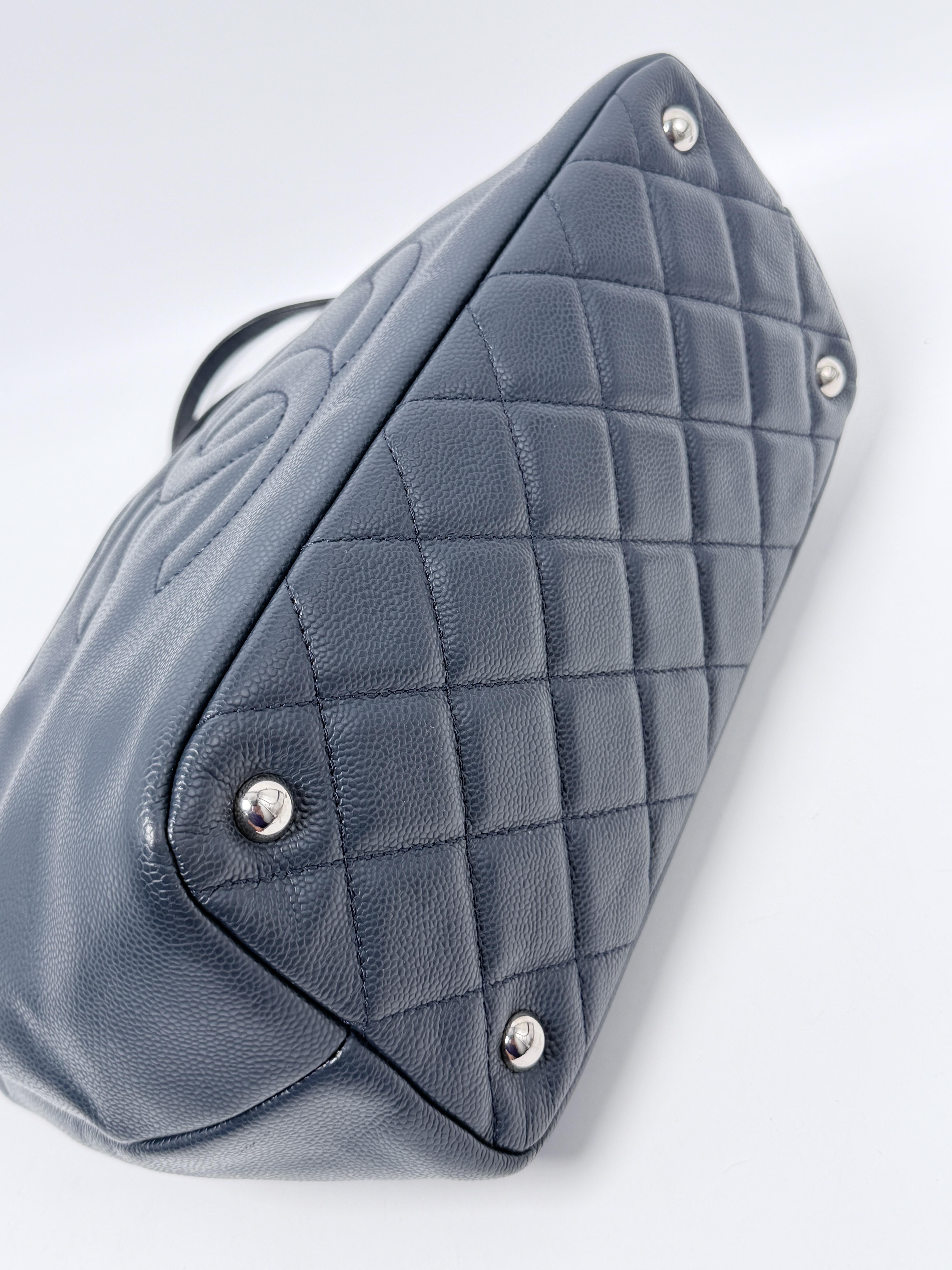 Timeless CC Soft Shopping Tote Quilted Caviar Leather Shoulder Bag Navy XU009CC