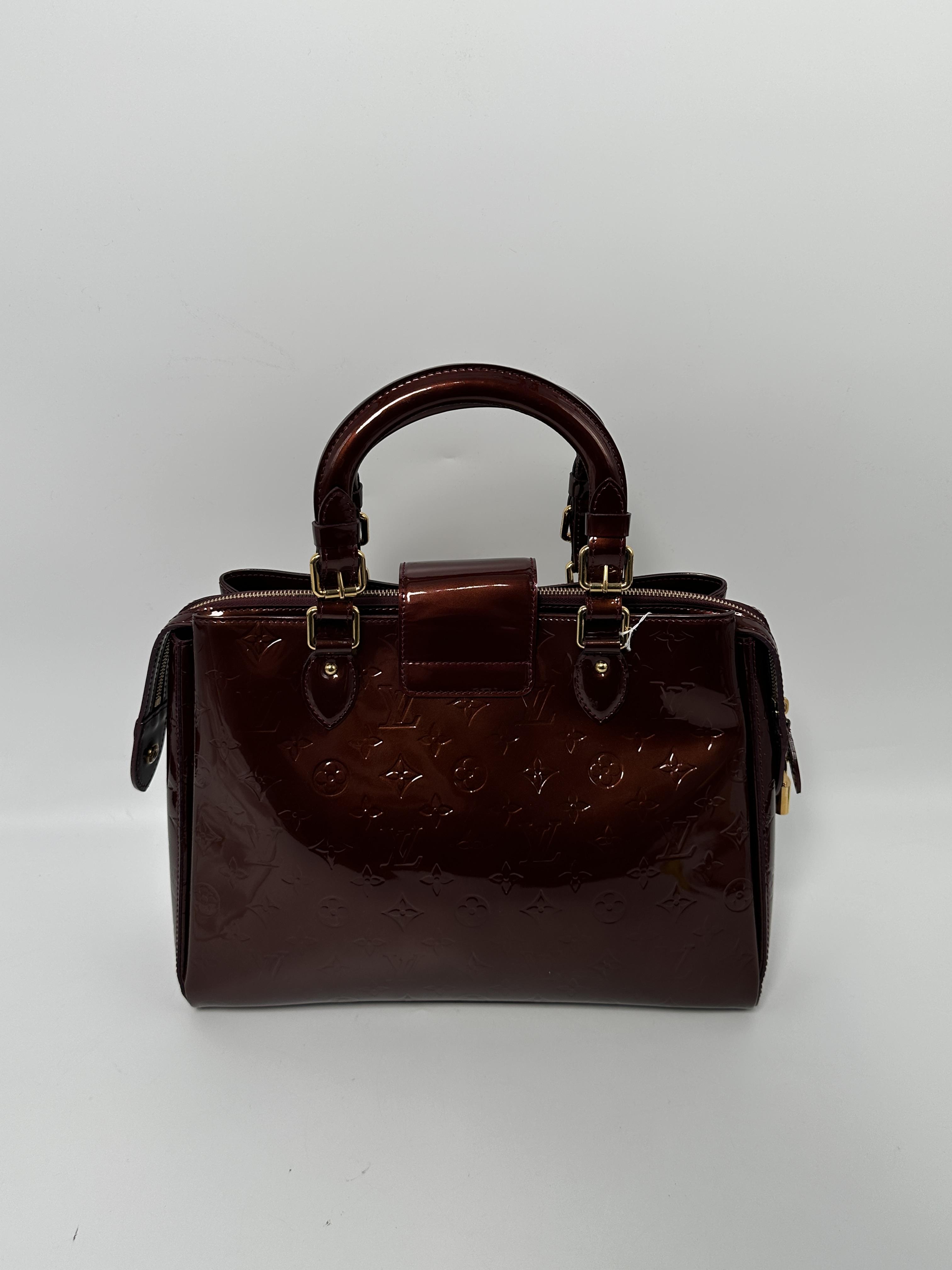 Vernis Melrose Avenue Top Handle Handbag Amarante JE445LV