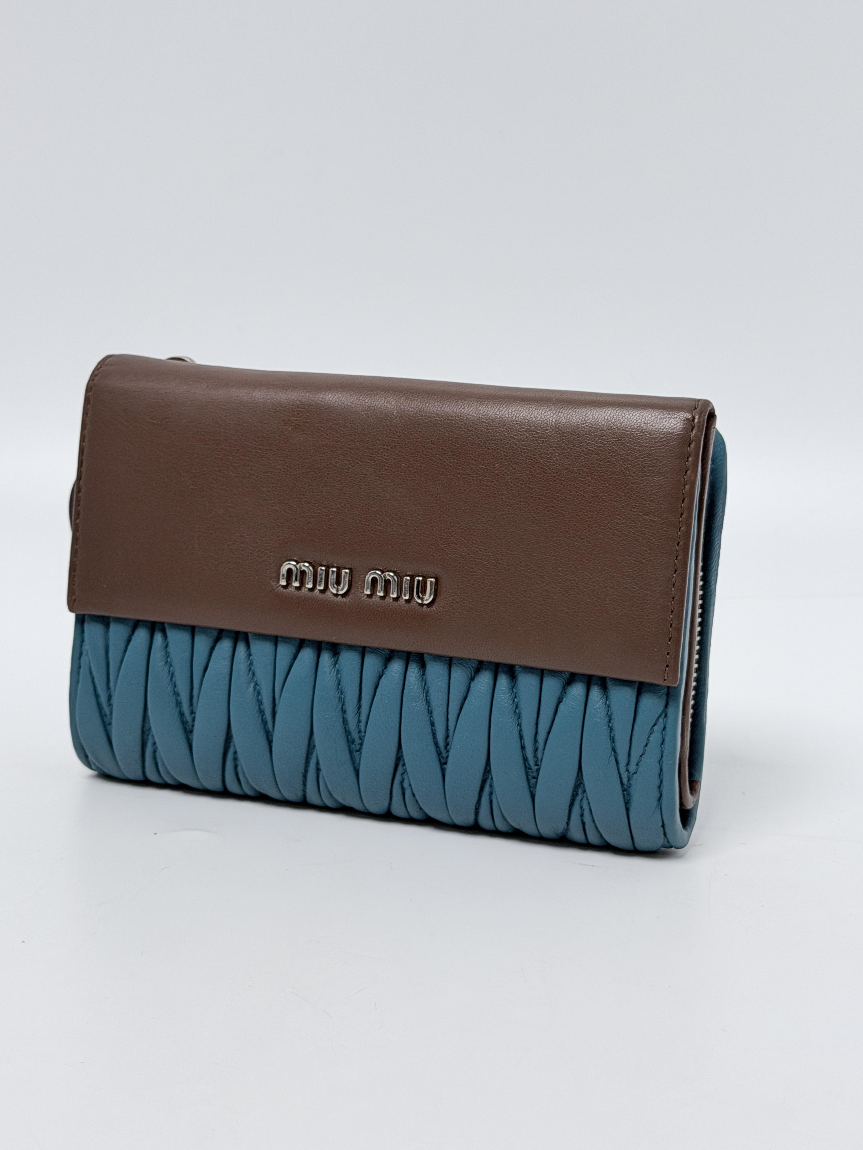 Brown & Teal Blue Pleated Matelasse Compact WalletJD1425MM