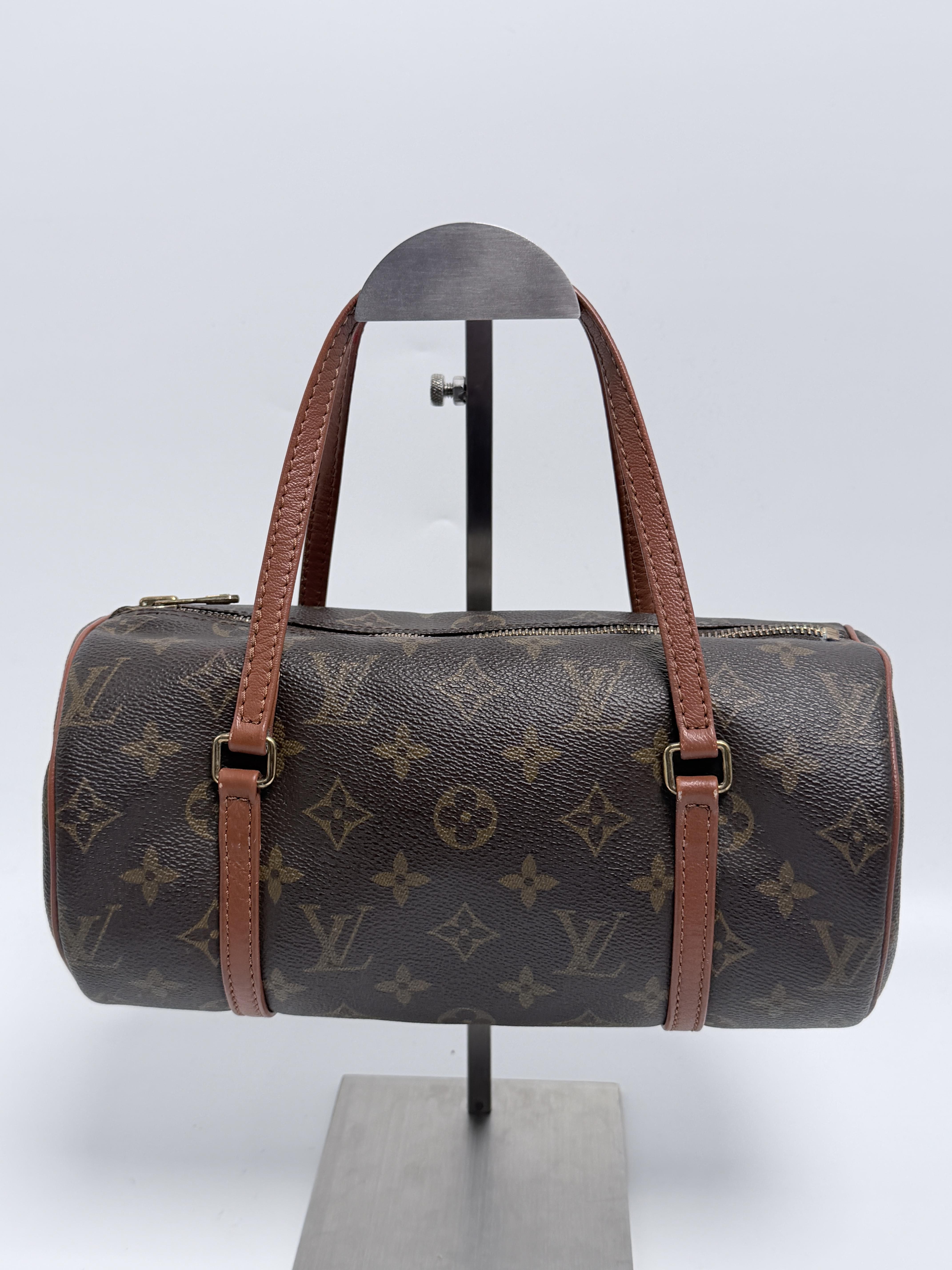 Monogram Papillon 26 Barrel Shoulder handbag Handle Bag JA811LV