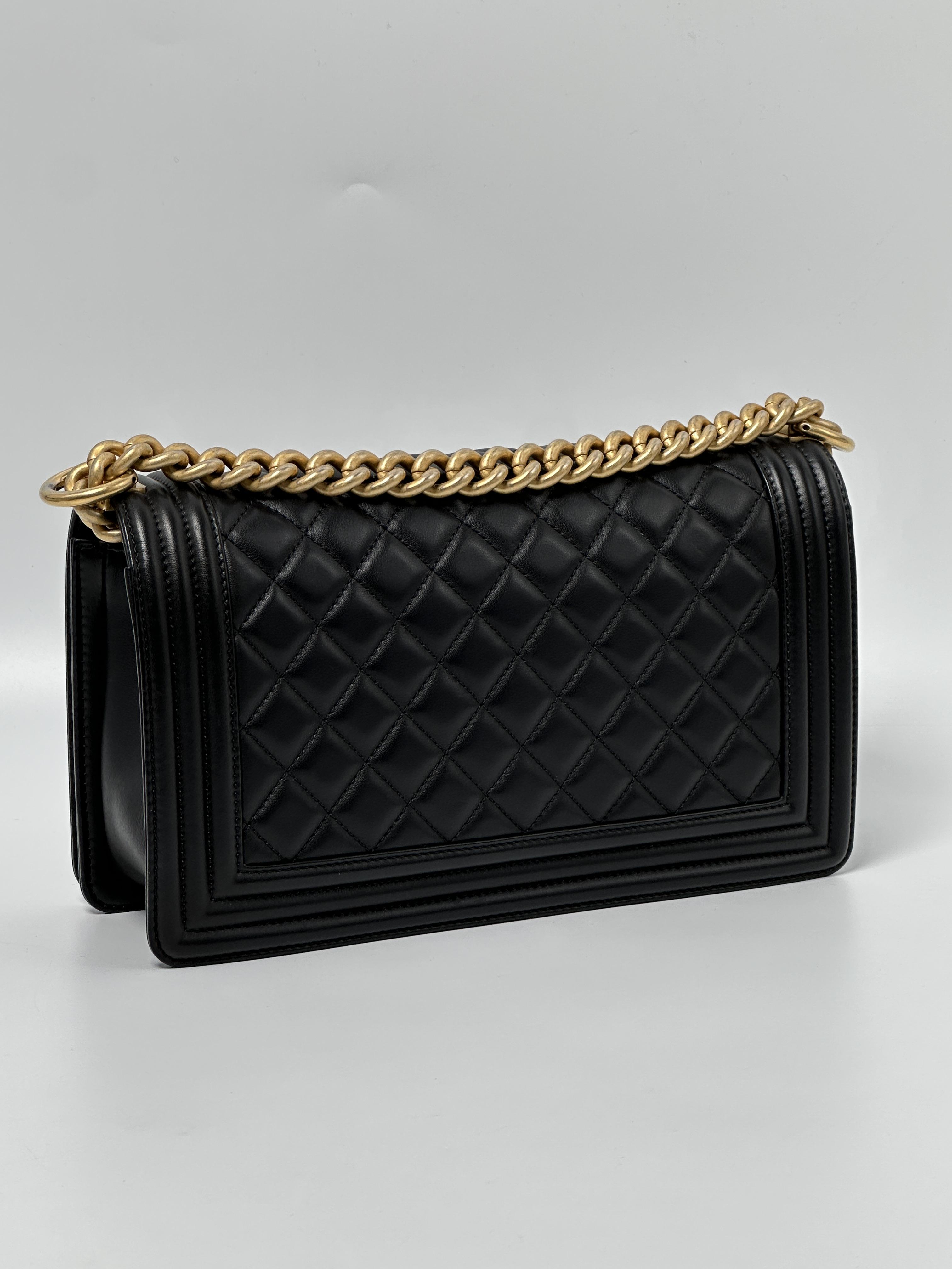 Black Quilted Boy Flap Shoulder Bag FJ013CC