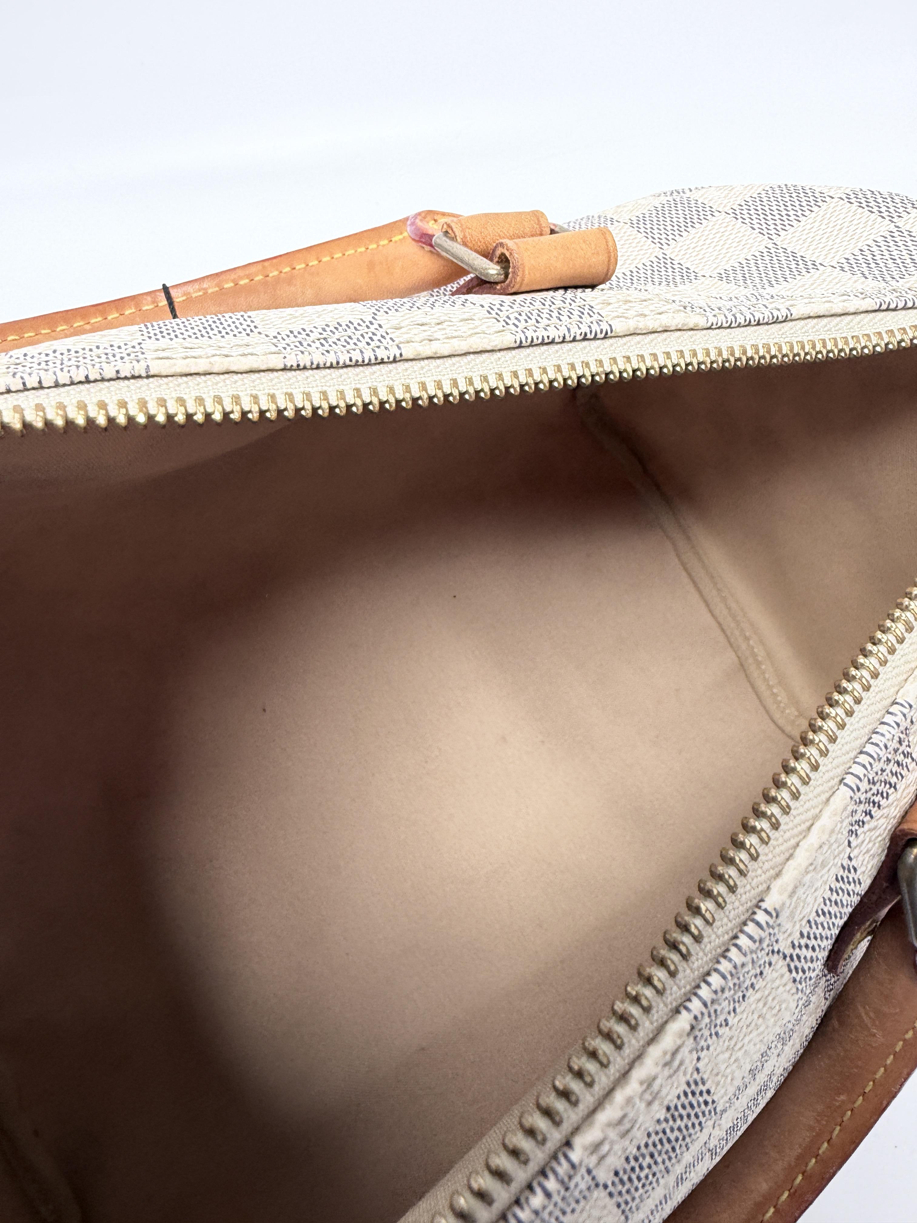Damier Azur Speedy 30 Handle Handbag Shoulder Bag White JE733LV