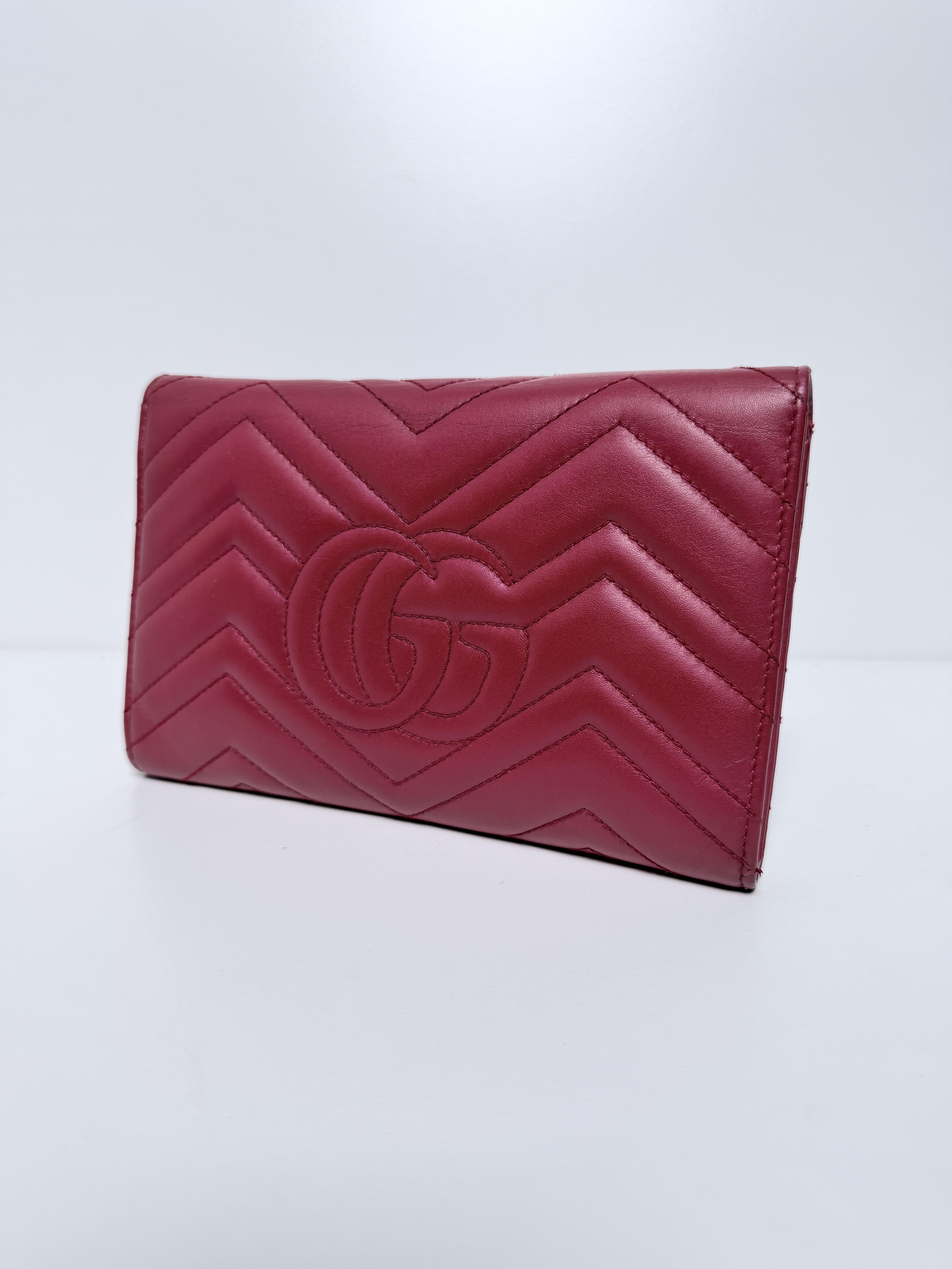Pre-owned GUCCI Leather Crossbody Bags GG Marmont Matelasse Wallet On Chain WOC Pink Crossbody Bag Cltuch JXGG1