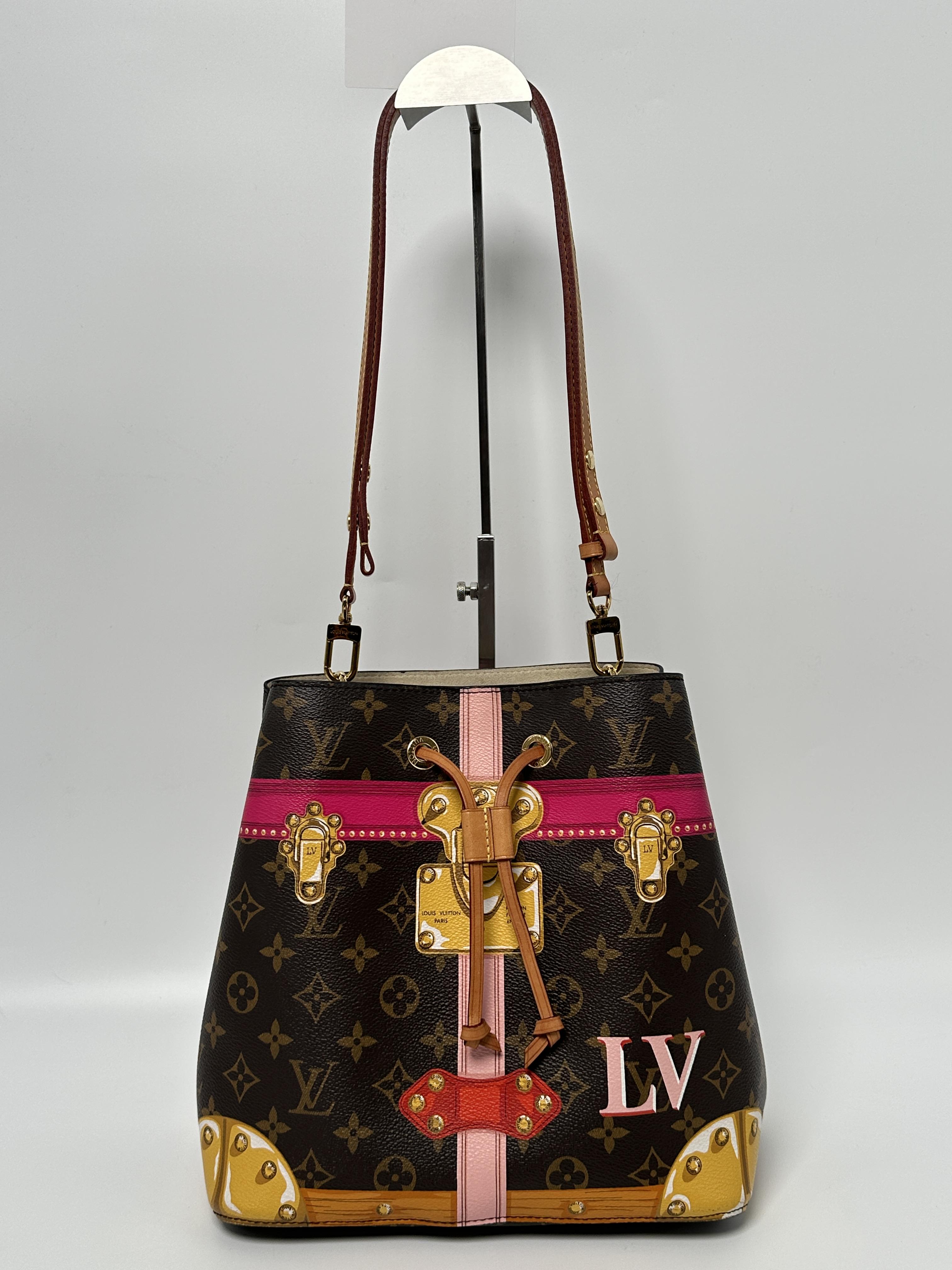 Pre-owned Louis Vuitton canvas Shoulder Bags NéoNoé MM Monogram Trunks Shoulder Bucket Bag JD634LV