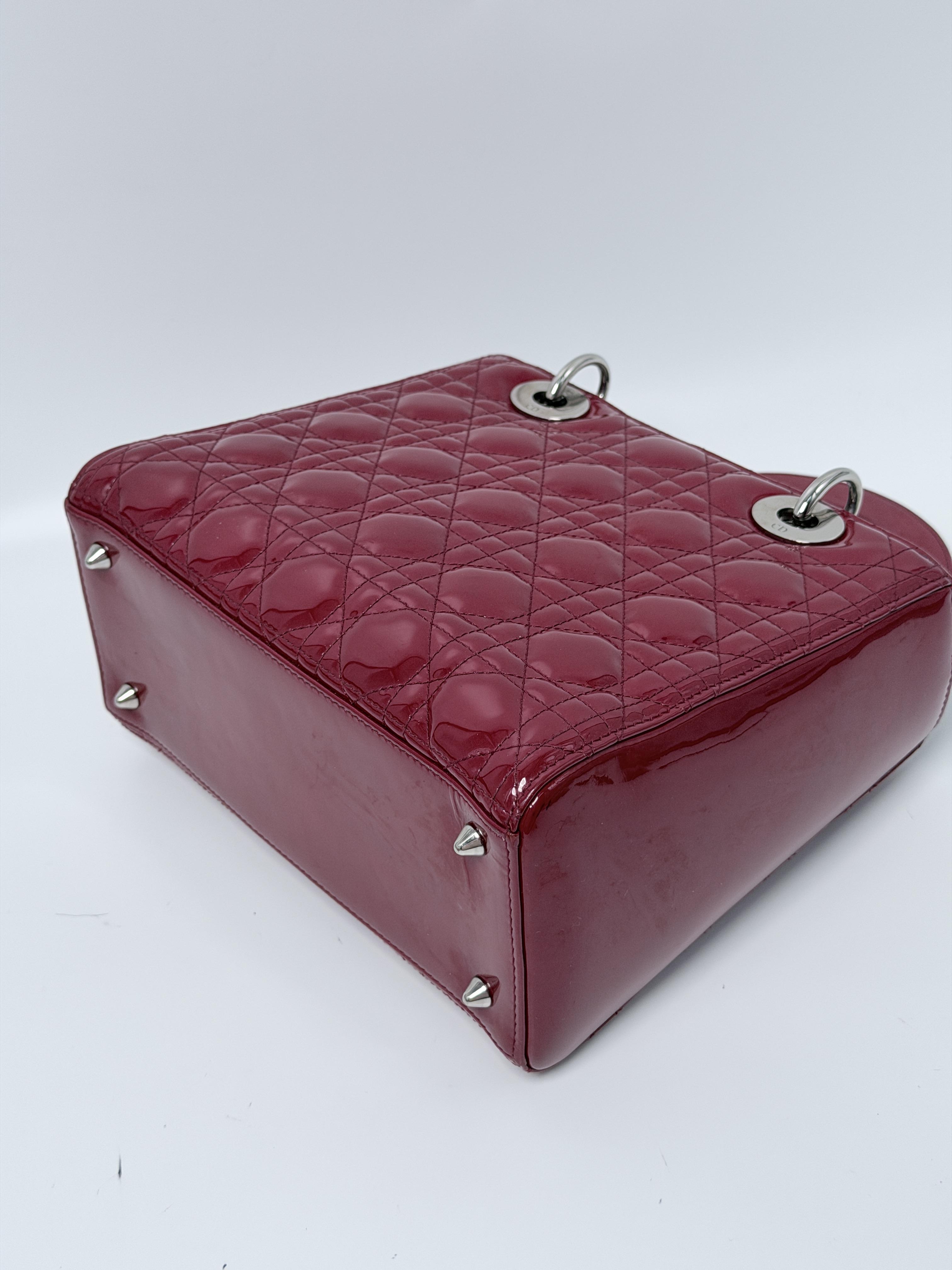 Lady Patent Cannage Medium Red JE404DR