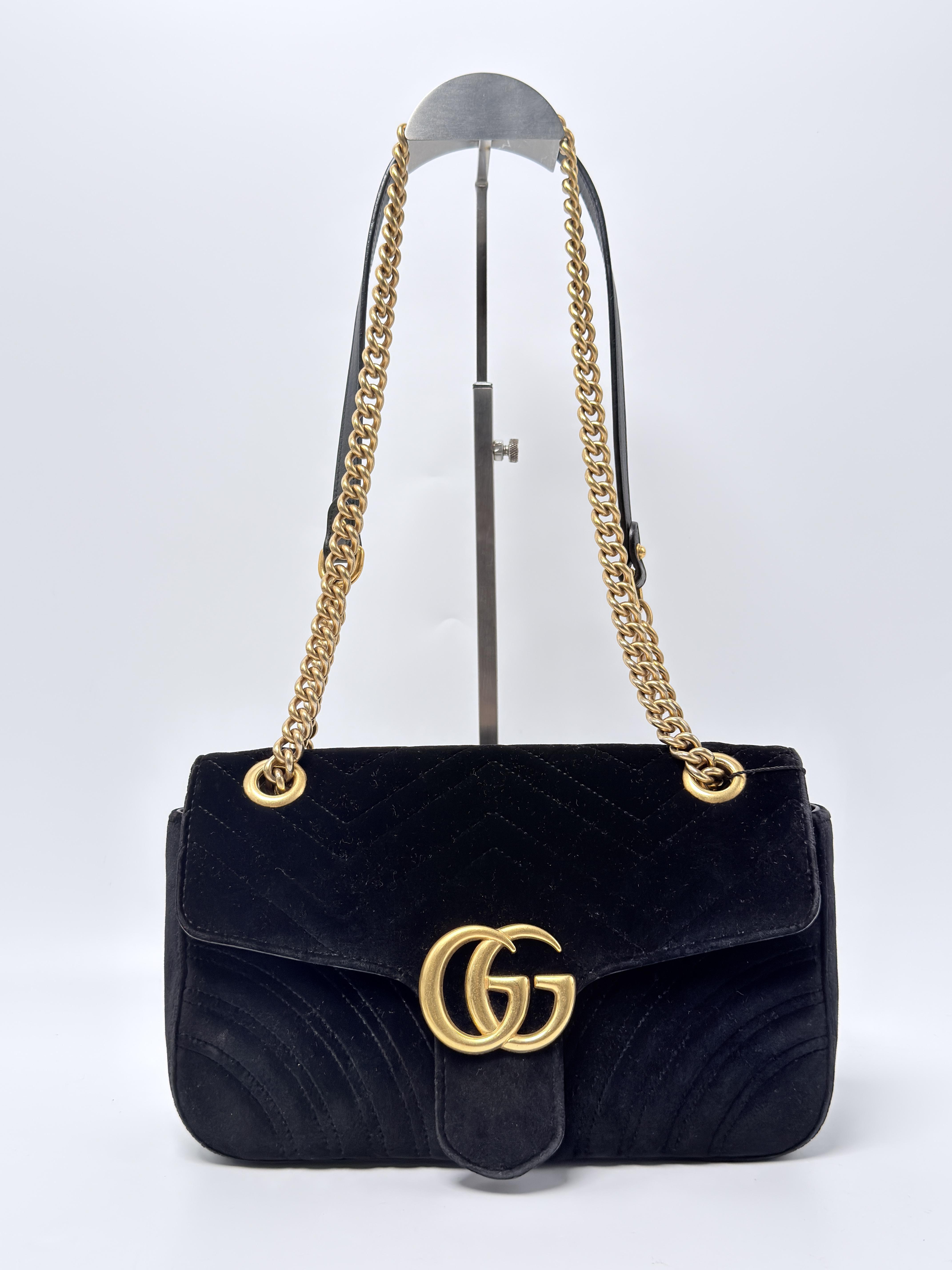 GG Marmont Small Shoulder Bag Black Matelasse Crossbody JD1545GG