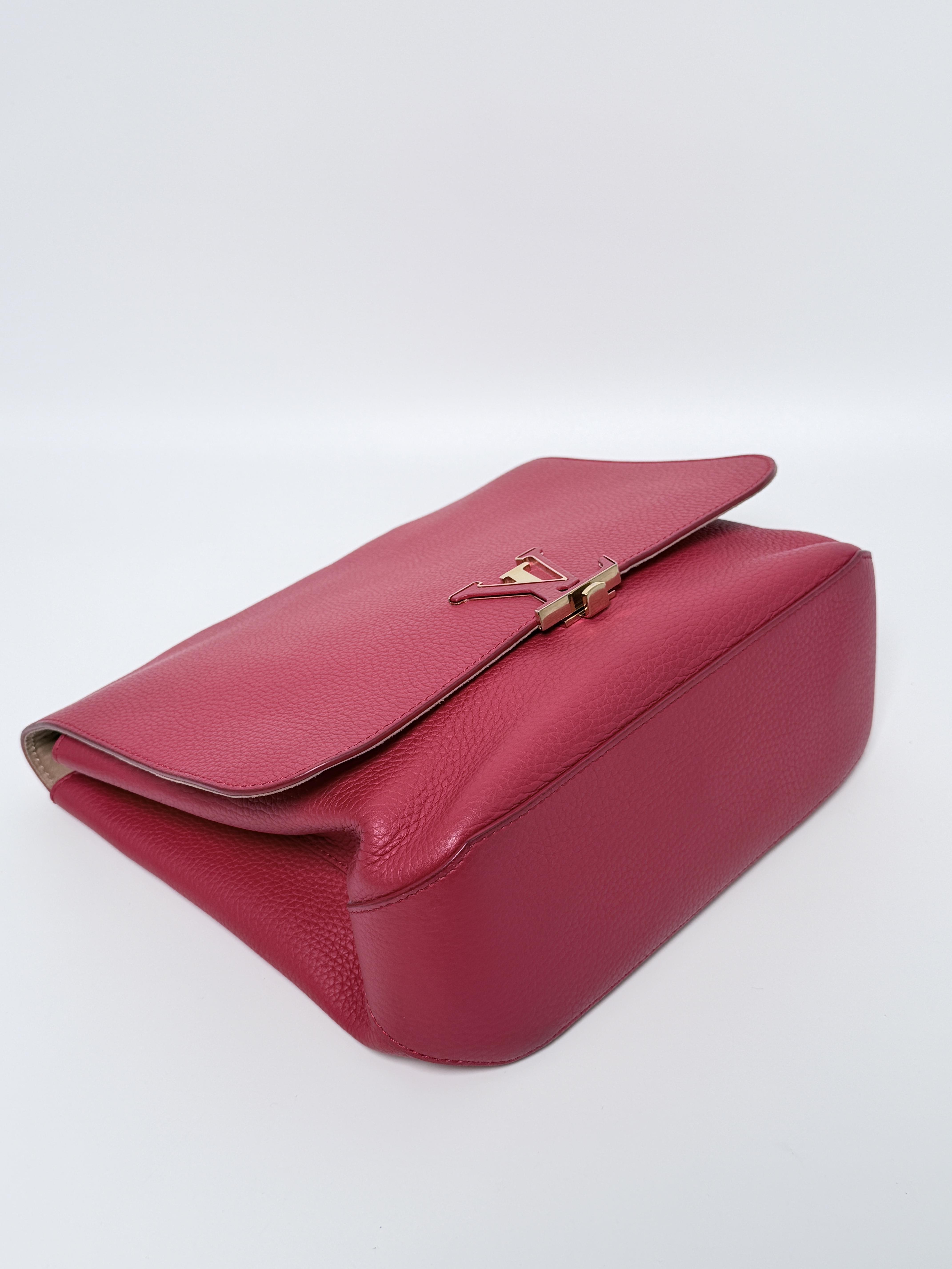 Pre-owned Louis Vuitton Supple Taurillon Pebbled Leather with gold-tone hardware Shoulder Bags Authentic Taurillon Volta Shoulder Bag Handbag JD090LV