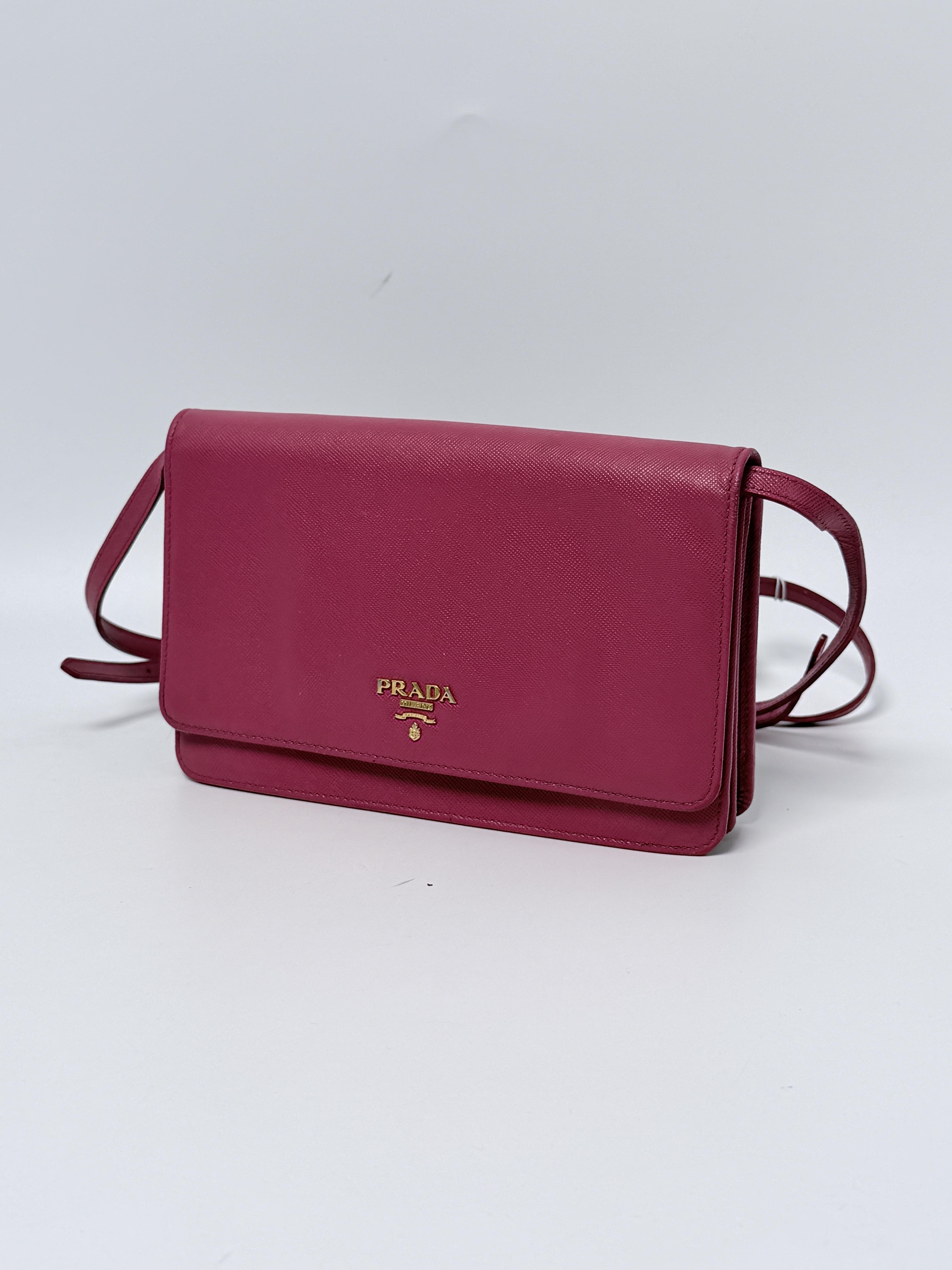 Pre-owned PRADA Leather Crossbody Bags Peony Pink Saffiano Lux Wallet on Chain Crossbody Shoulder Handbag JC127PR