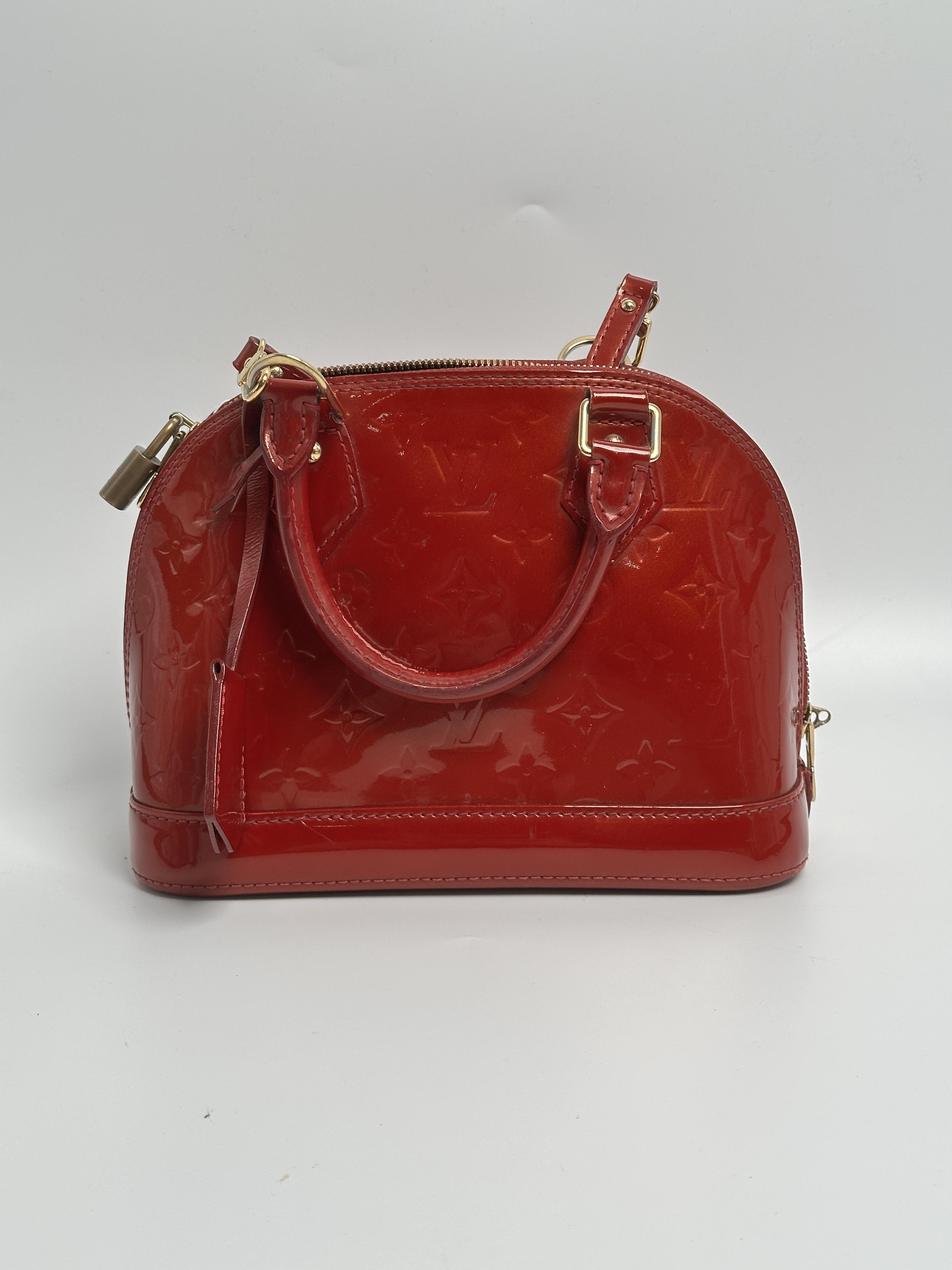 Pre-owned Louis Vuitton leather Crossbody Bags Alma BB Monogram Vernis Crossbody Bag SH374LV