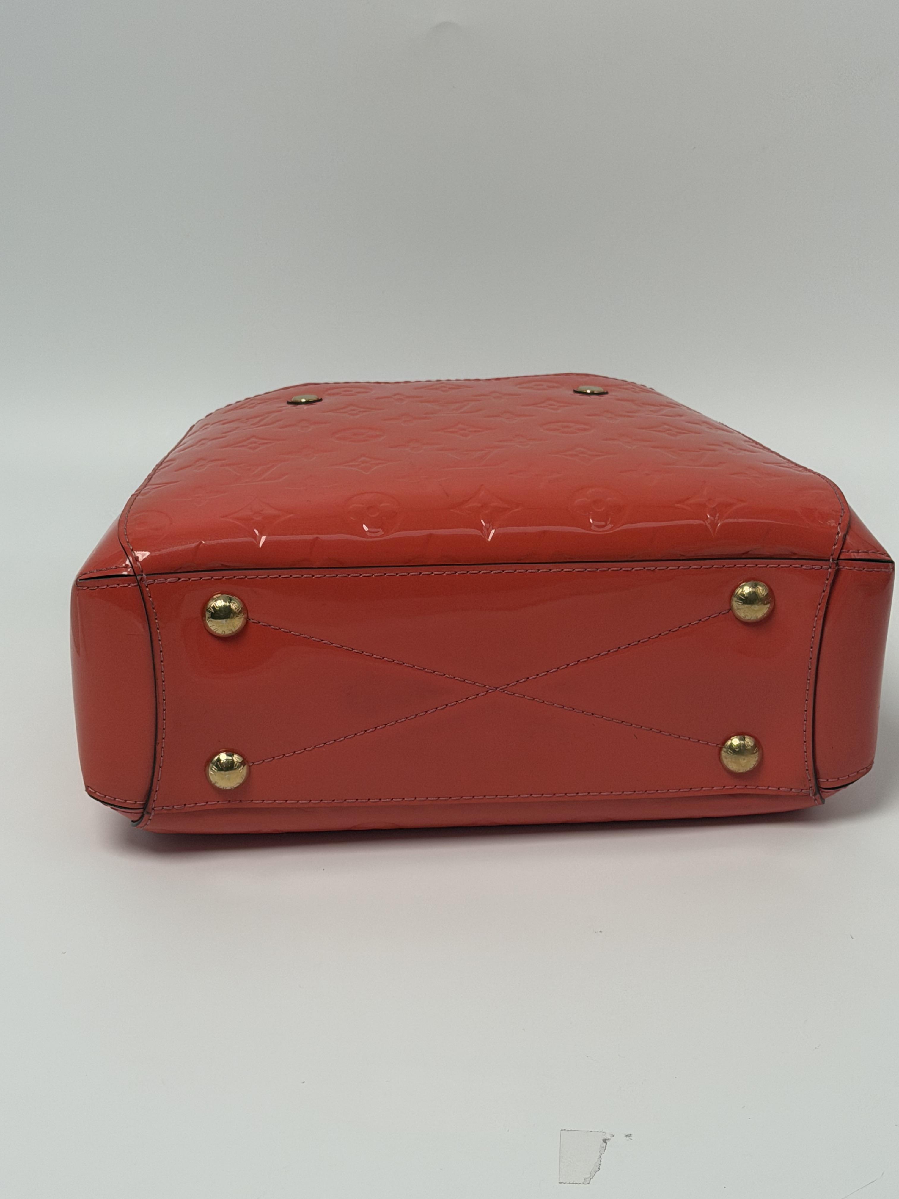 Pre-owned Louis Vuitton Leather Crossbody Bags Montaigne BB Vernis Coral Crossbody Bag LV Monogram Patent Top Handle Purse Gold Hardware LV354FEI