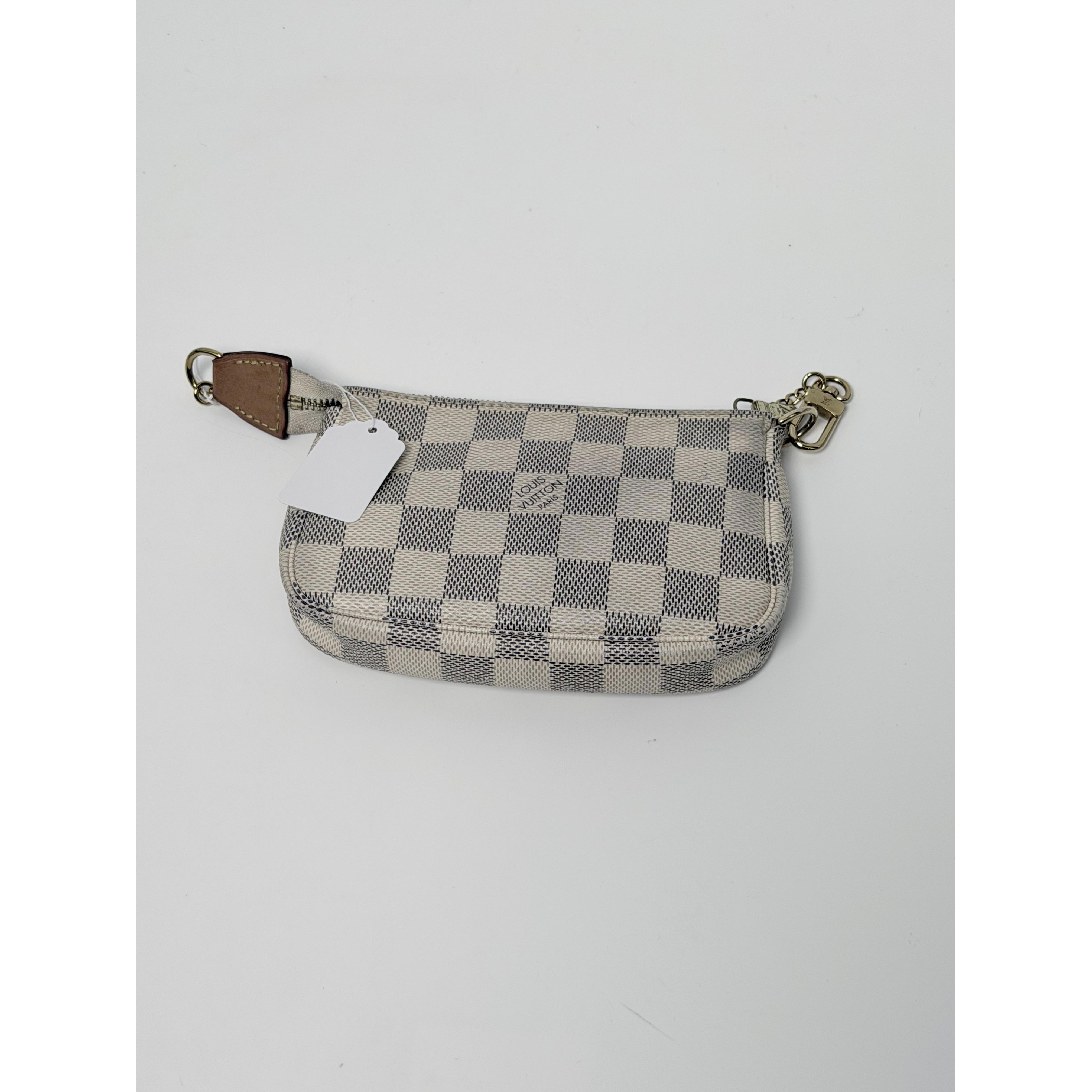 Pre-owned Louis Vuitton Leather Small Leather Goods Damier Azur Mini Pochette JD0420LV