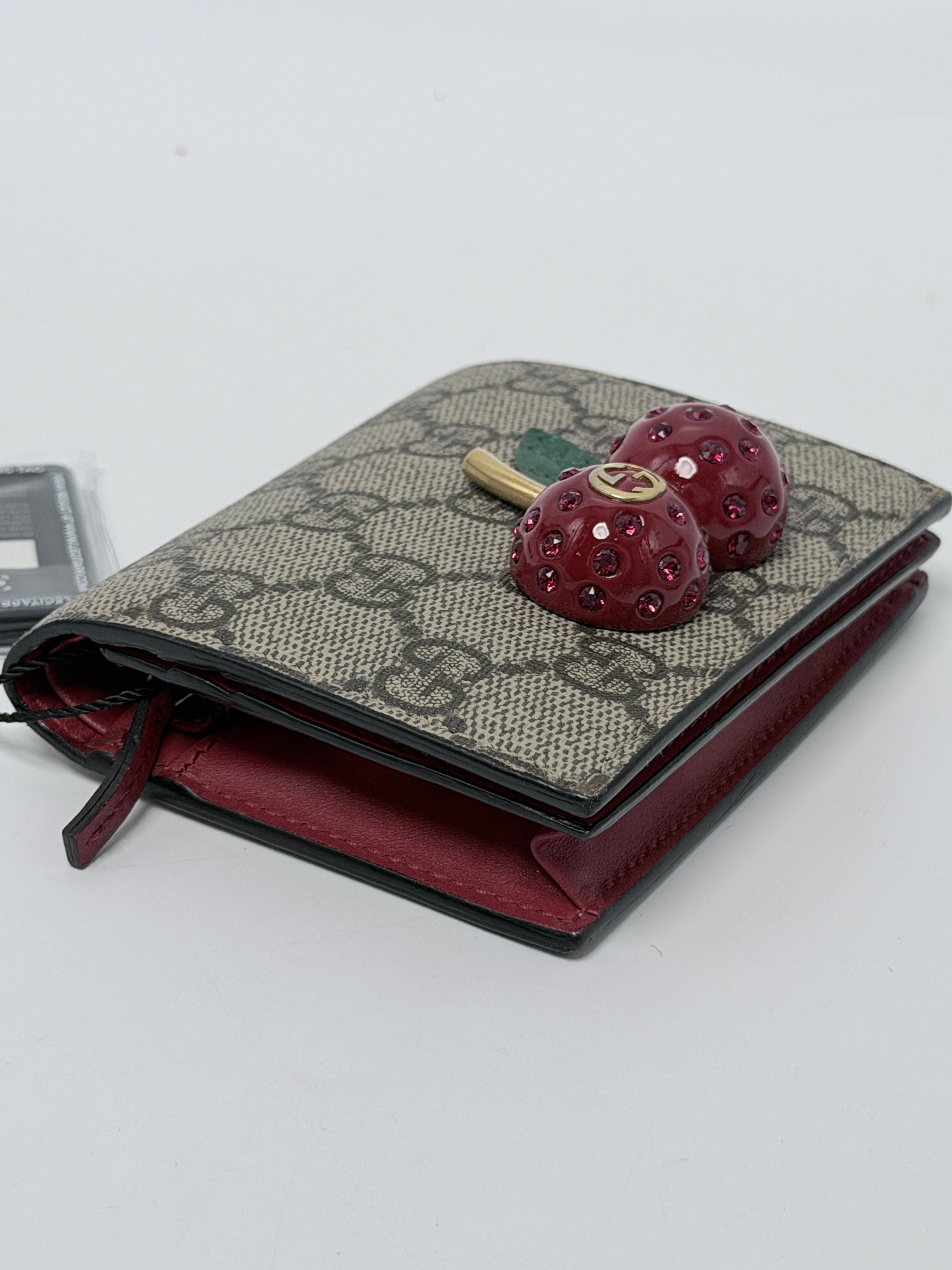 Cherry GG Supreme Card Case Wallet Monogram Red Leather Folding JD1342GG