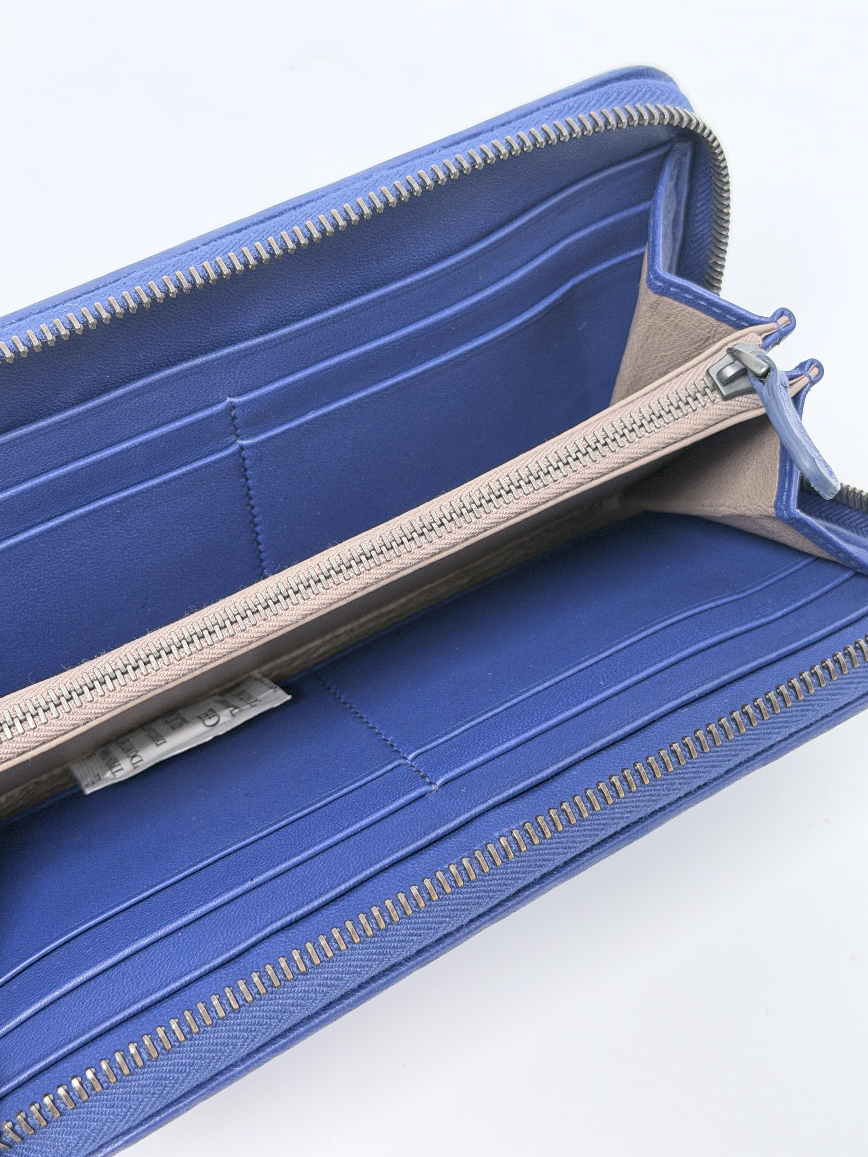 Electric Blue Woven Zip Around Organizer Wallet JD1419BV