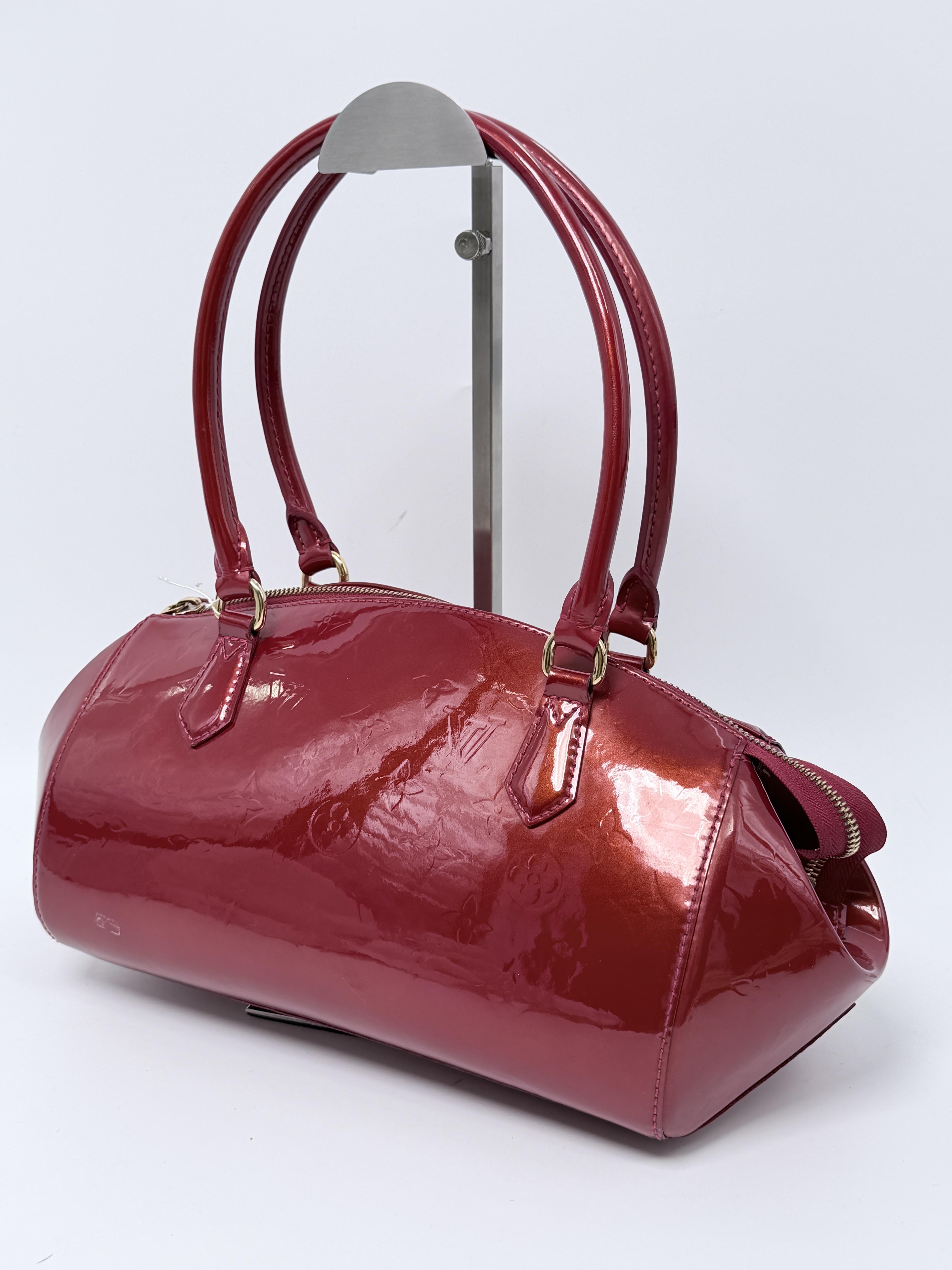 Pre-owned Louis Vuitton Leather Shoulder Bags Pomme d’Amour Monogram Vernis Sherwood PM Shoulder Handbag JE257LV