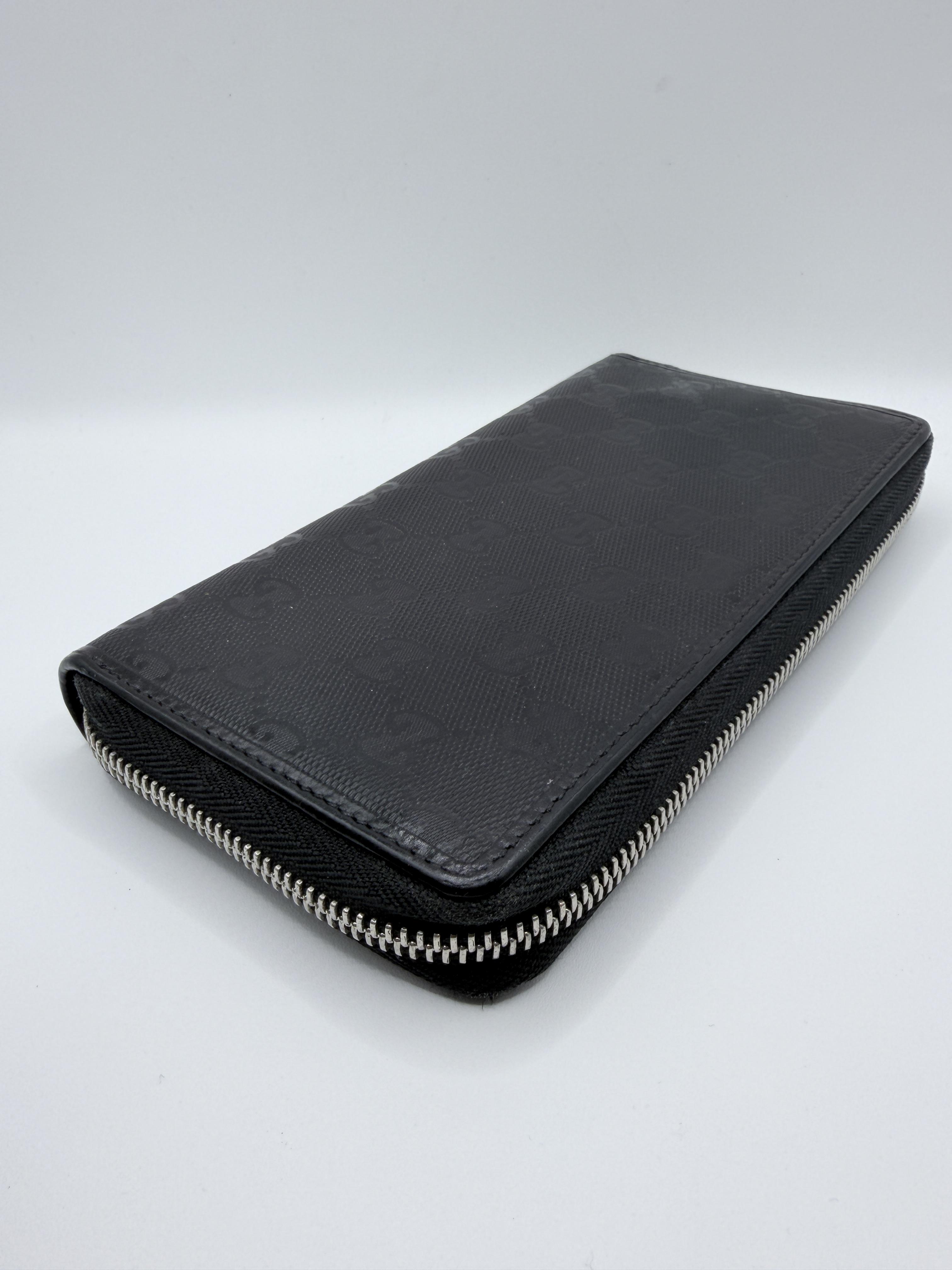 GG Imprime Zip Around Wallet with Interlocking G Charm Nero Black JD993GG