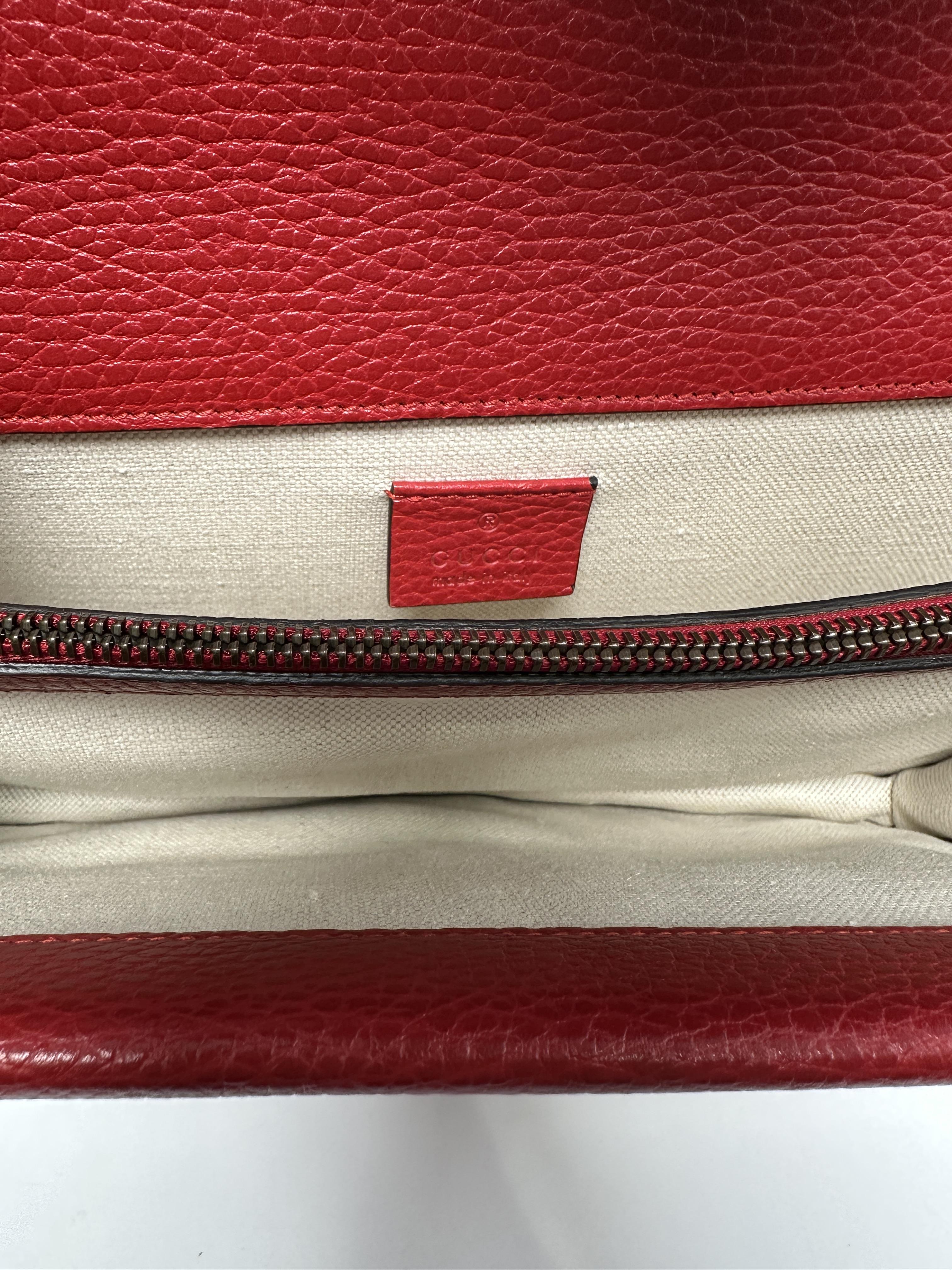 Pre-owned GUCCI leather Shoulder Bags Dionysus Shoulder Bag ZS059GG