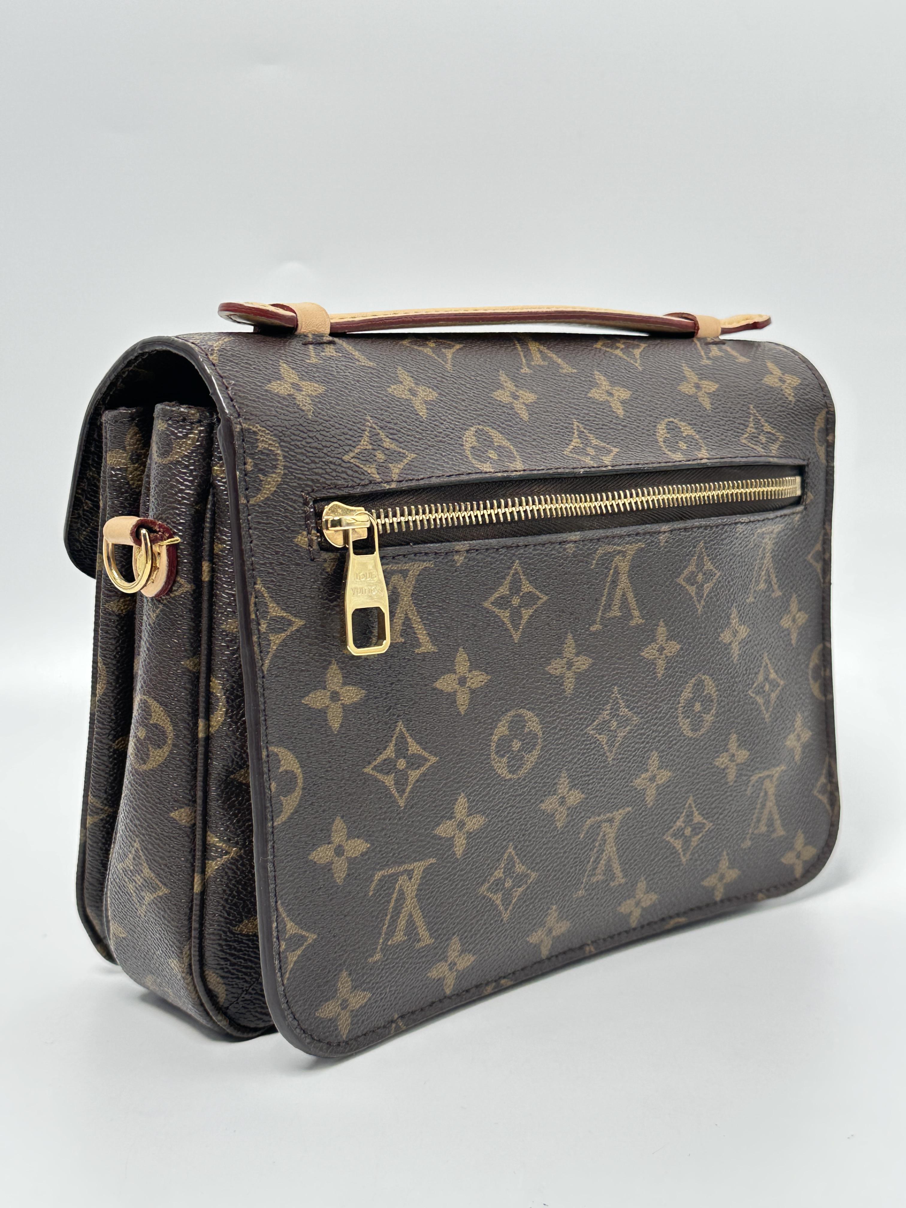 Monogram Pochette Métis Shoulder Handbag Top Handle Bag Crossbody Bag JC132XLV