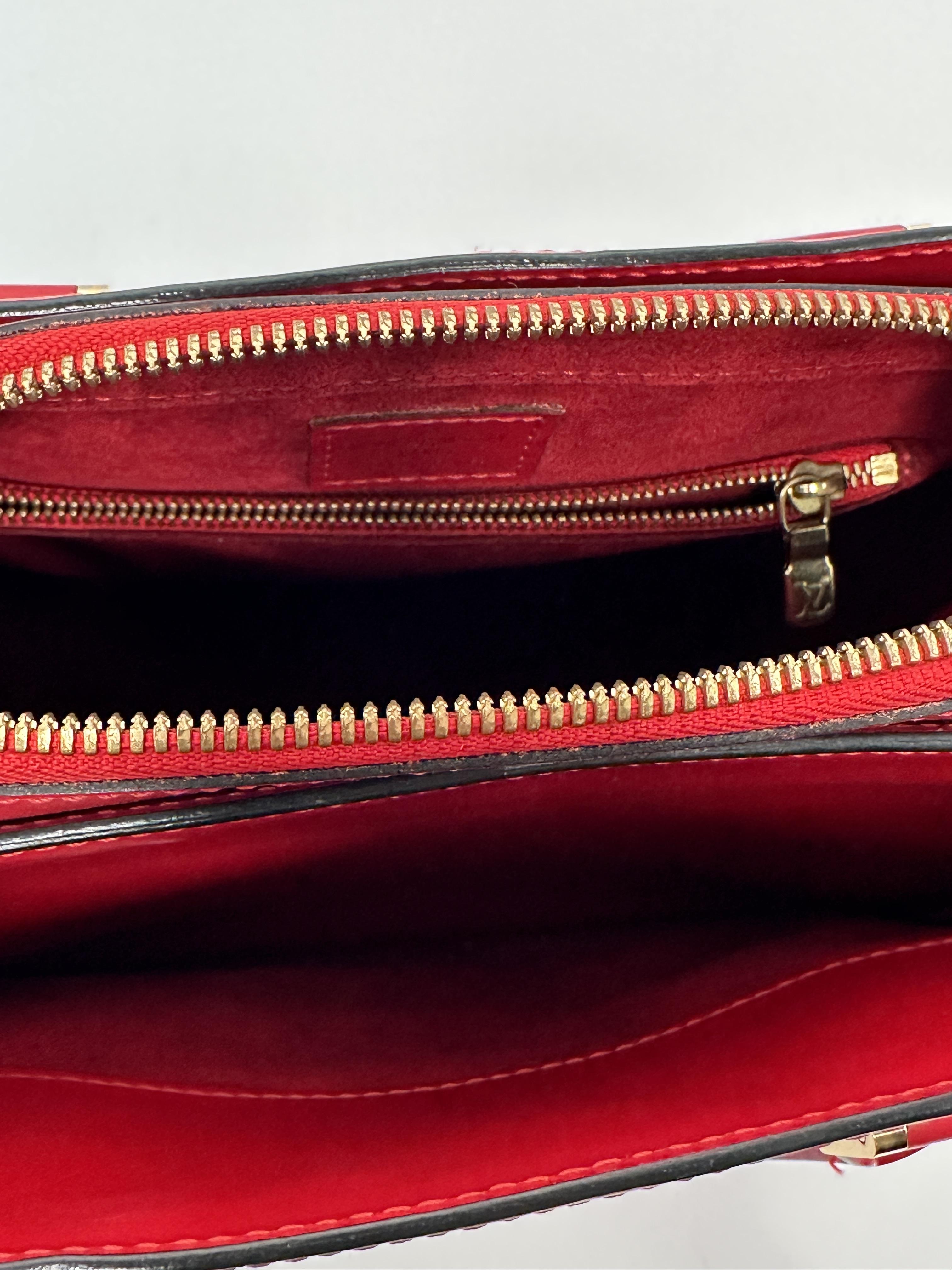 Pont Neuf Top Handle Handbag Red BIN015LV
