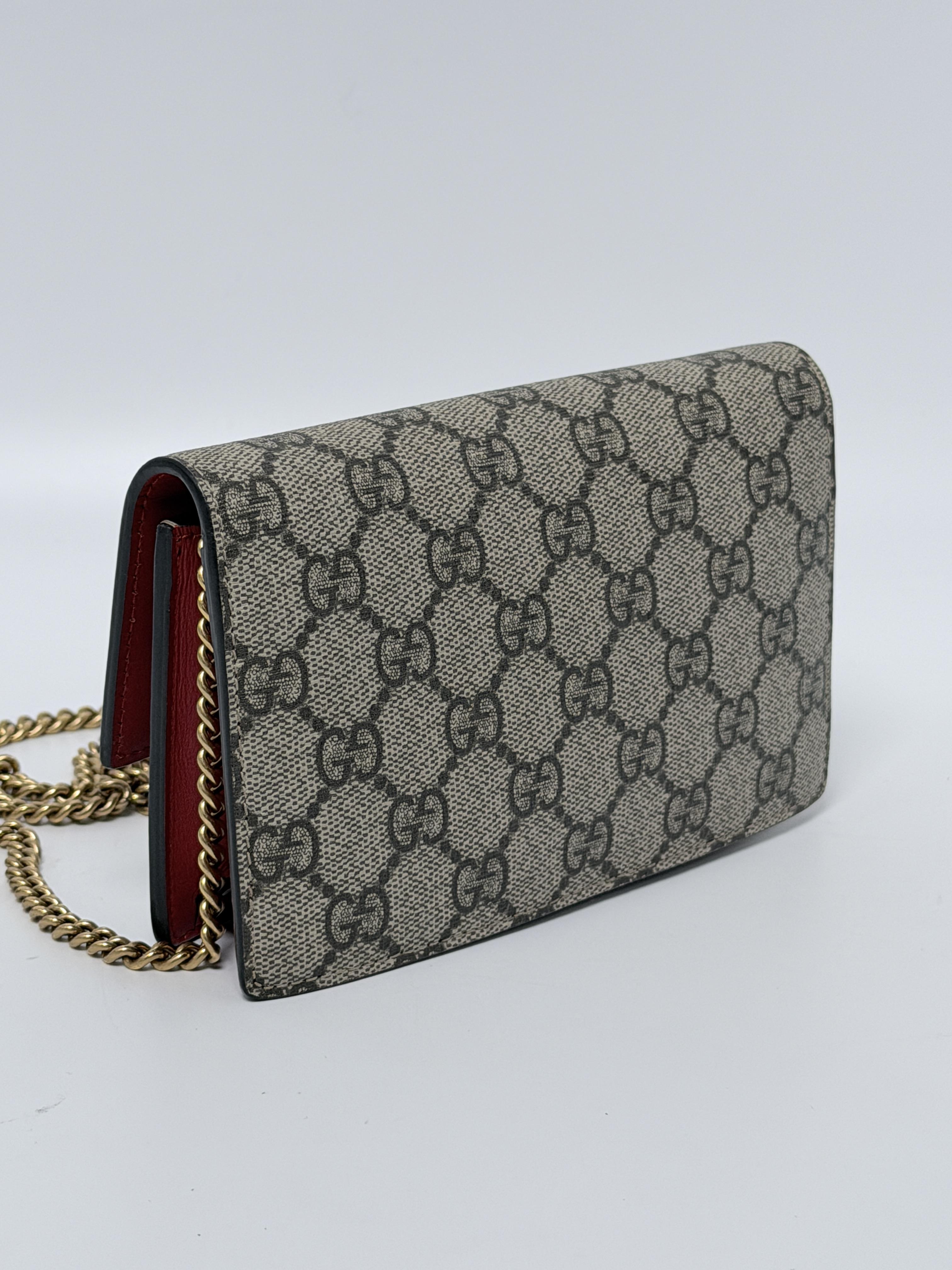 Pre-owned GUCCI Canvas Crossbody Bags GG Supreme with Cherries Mini Crossbody Bag Shoulder Clutch JD633GG
