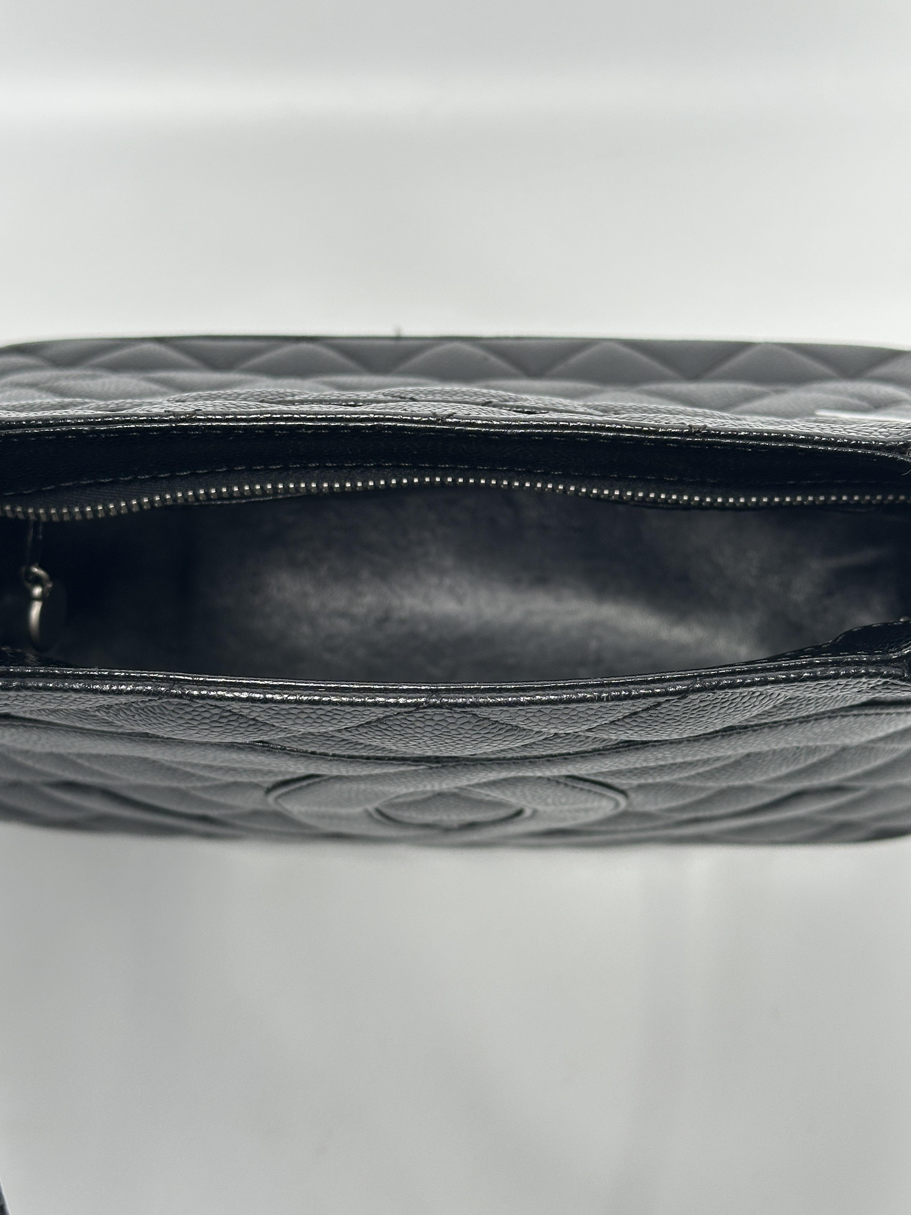 Pre-owned CHANEL LEATHER Tote Bags Black Quilted CC Medallion Tote Shoulder Bag FJ009CC
