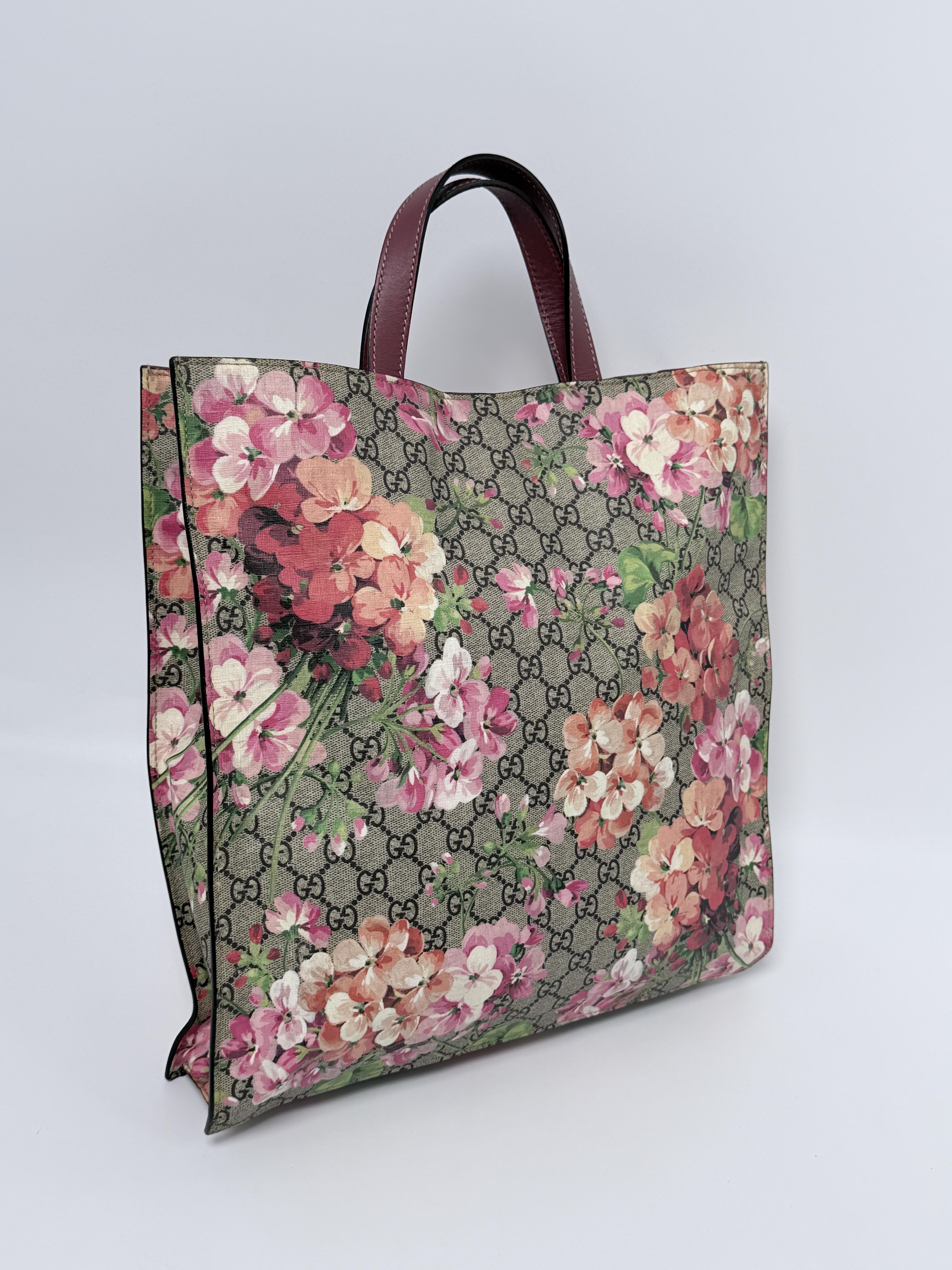 Pre-owned GUCCI Canvas Shoulder Bags Soft GG Supreme Monogram Blooms Vertical Tote Bag Antique Rose SH486GG