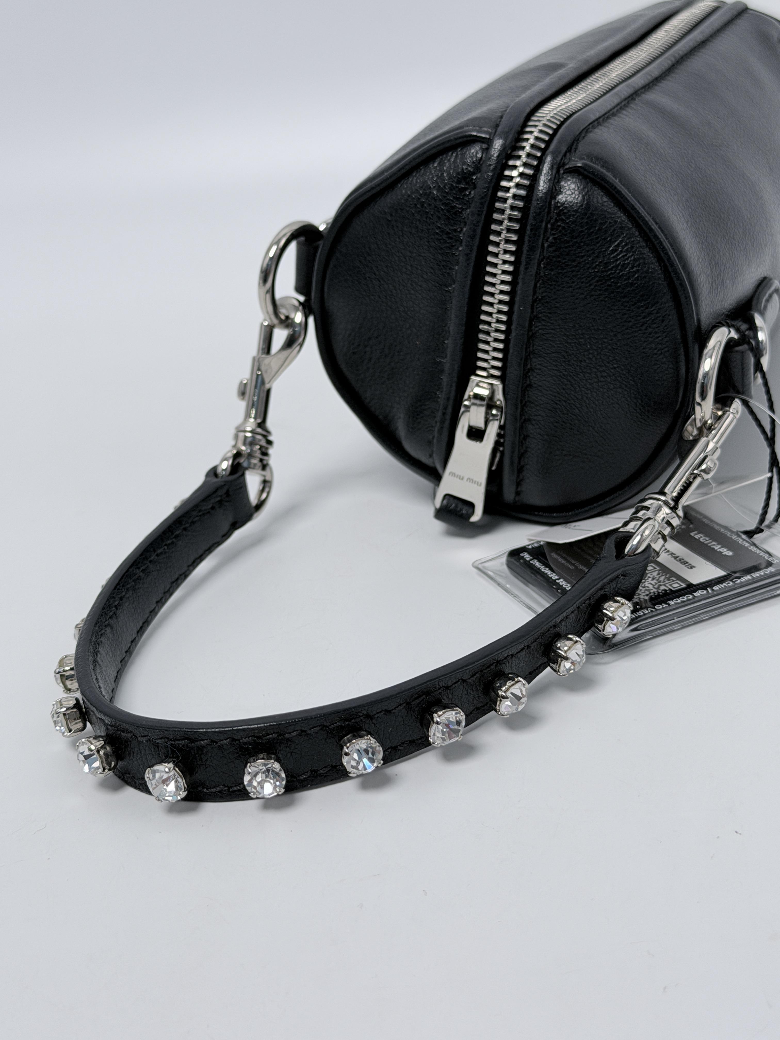 Black Cylinder Crossbody Shoulder Bag with Chain Tassel XU005MM