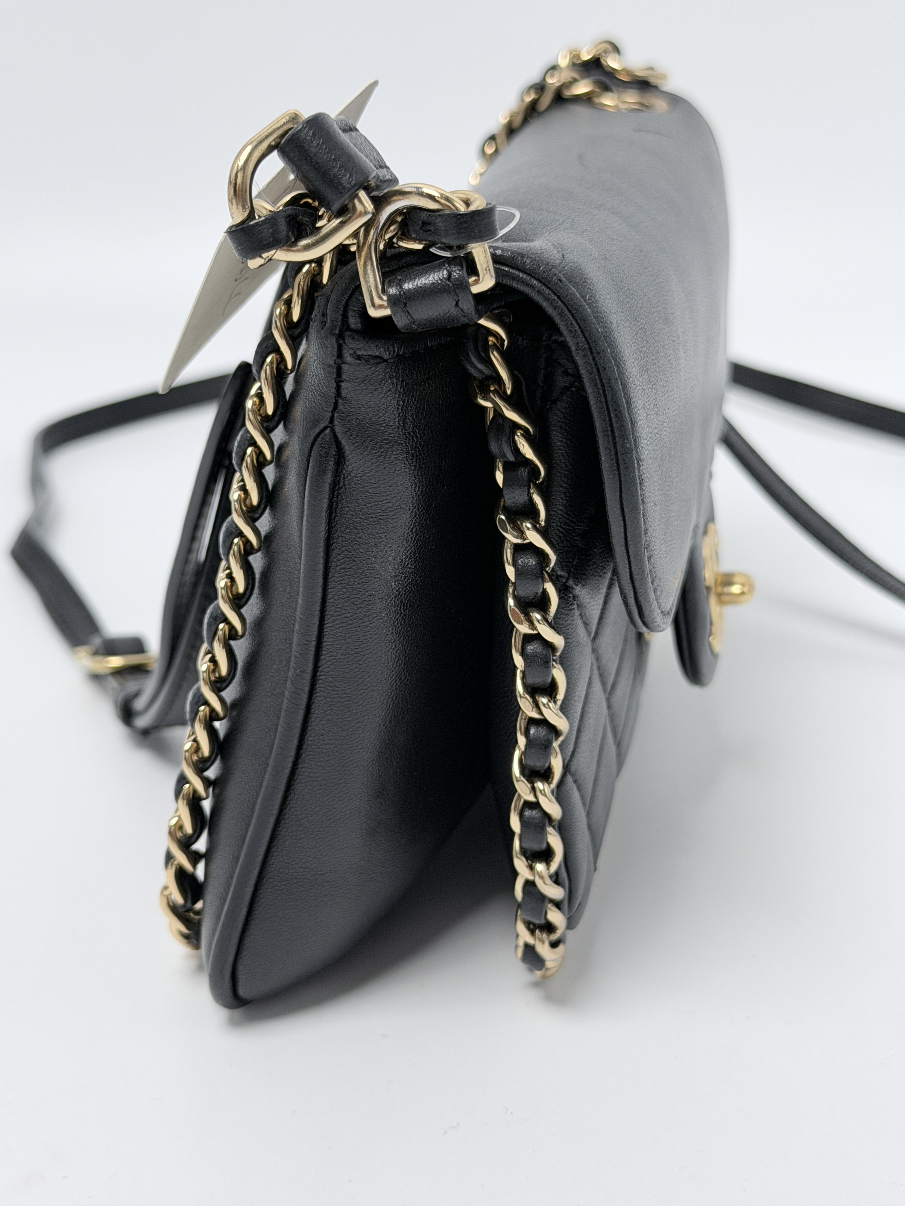 Lambskin Quilted CC Unchained Small Flap Shoulder Bag Black Gold P050CC