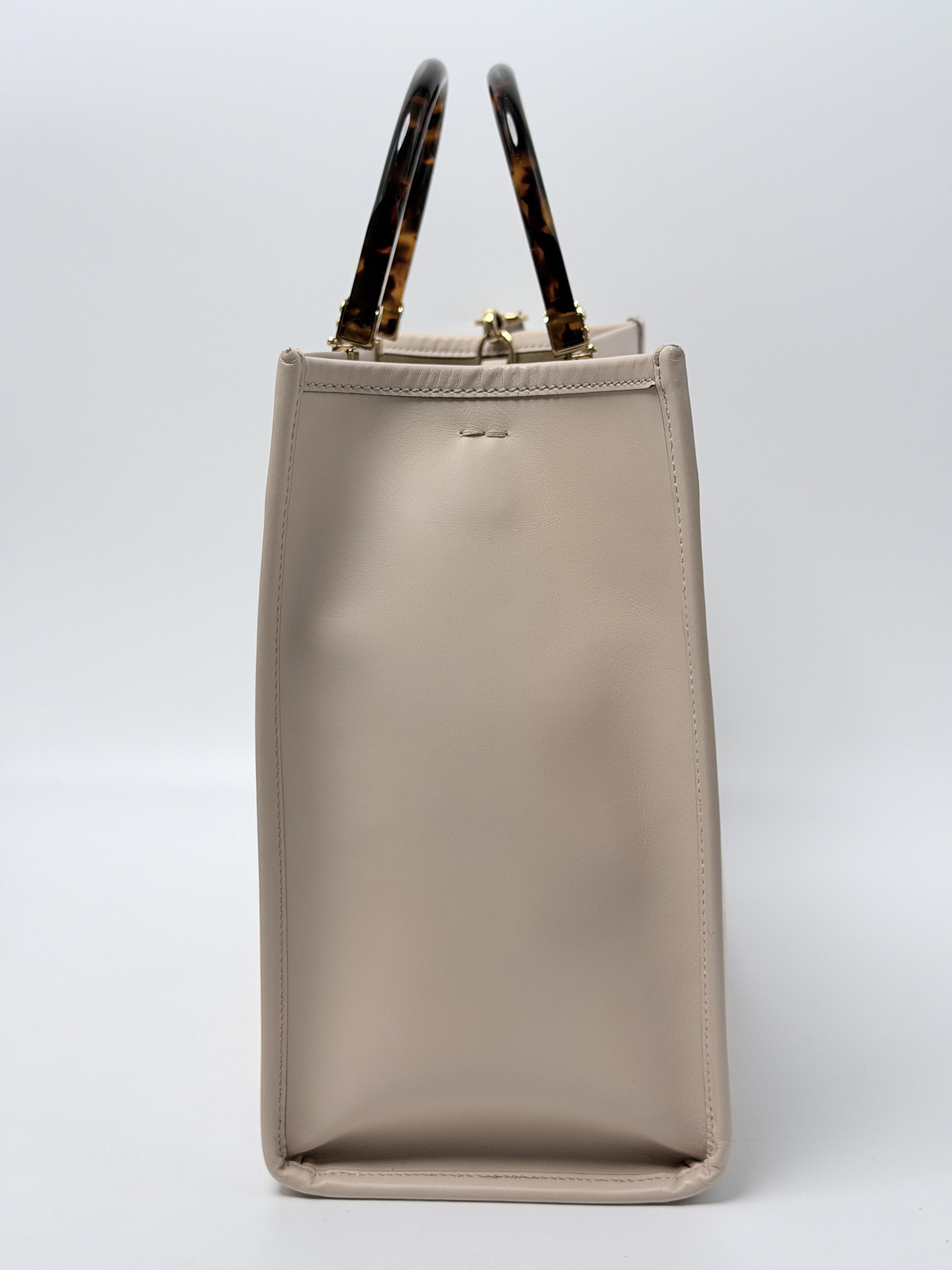 Sunshine Medium Shopper Tote Bag Beige Powder Pink JD1491FD