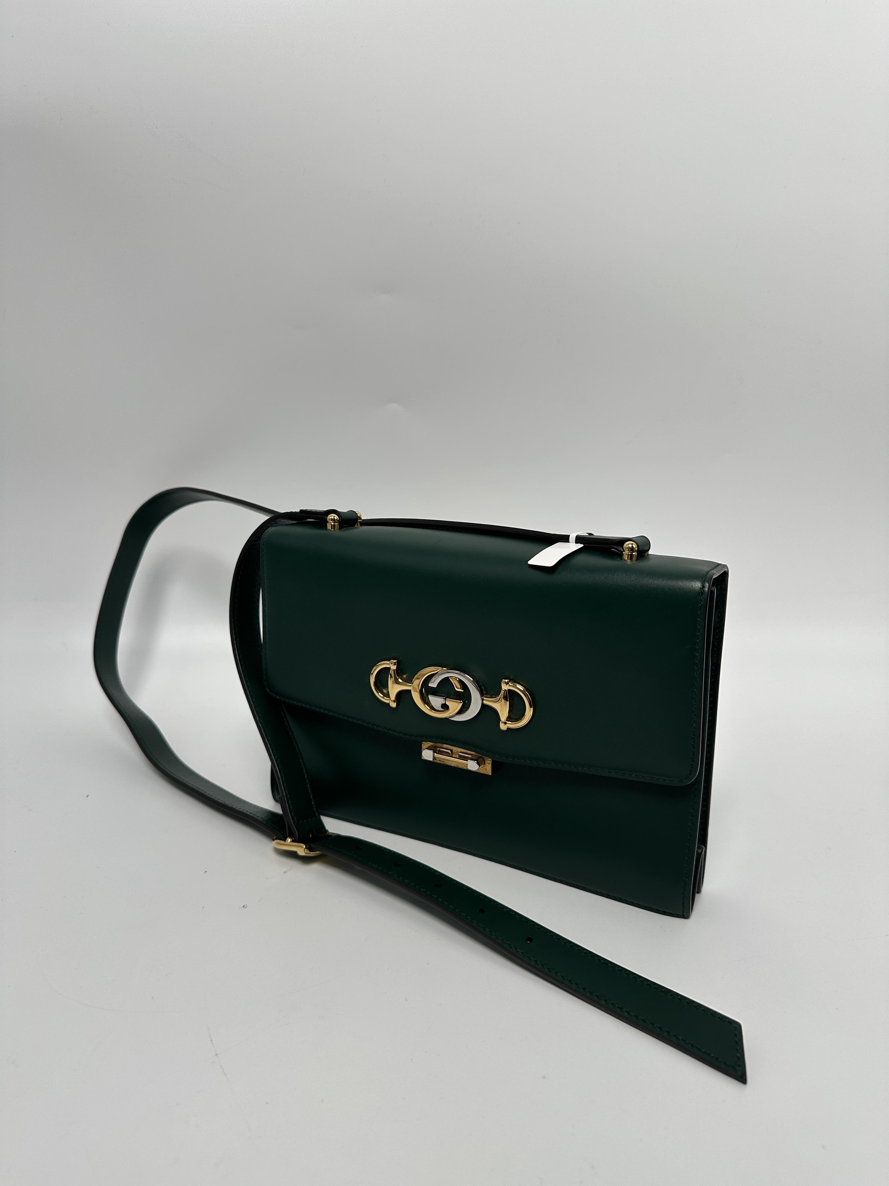 Pre-owned GUCCI leather Shoulder Bags Zumi Shoulder Bag JA855GG