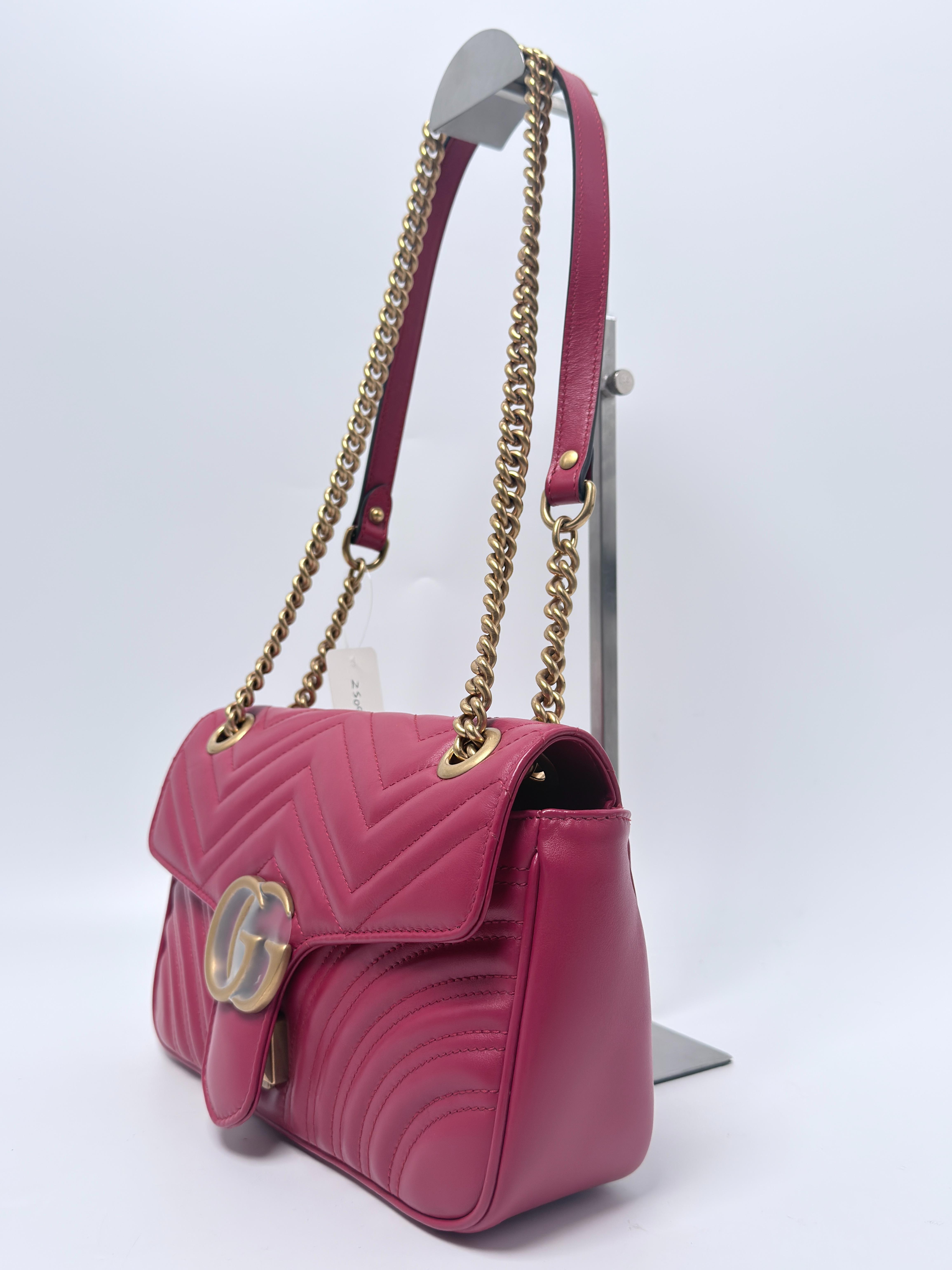 GG Marmont Small Shoulder Bag Quilted Crossbody Handbag ZS094GG