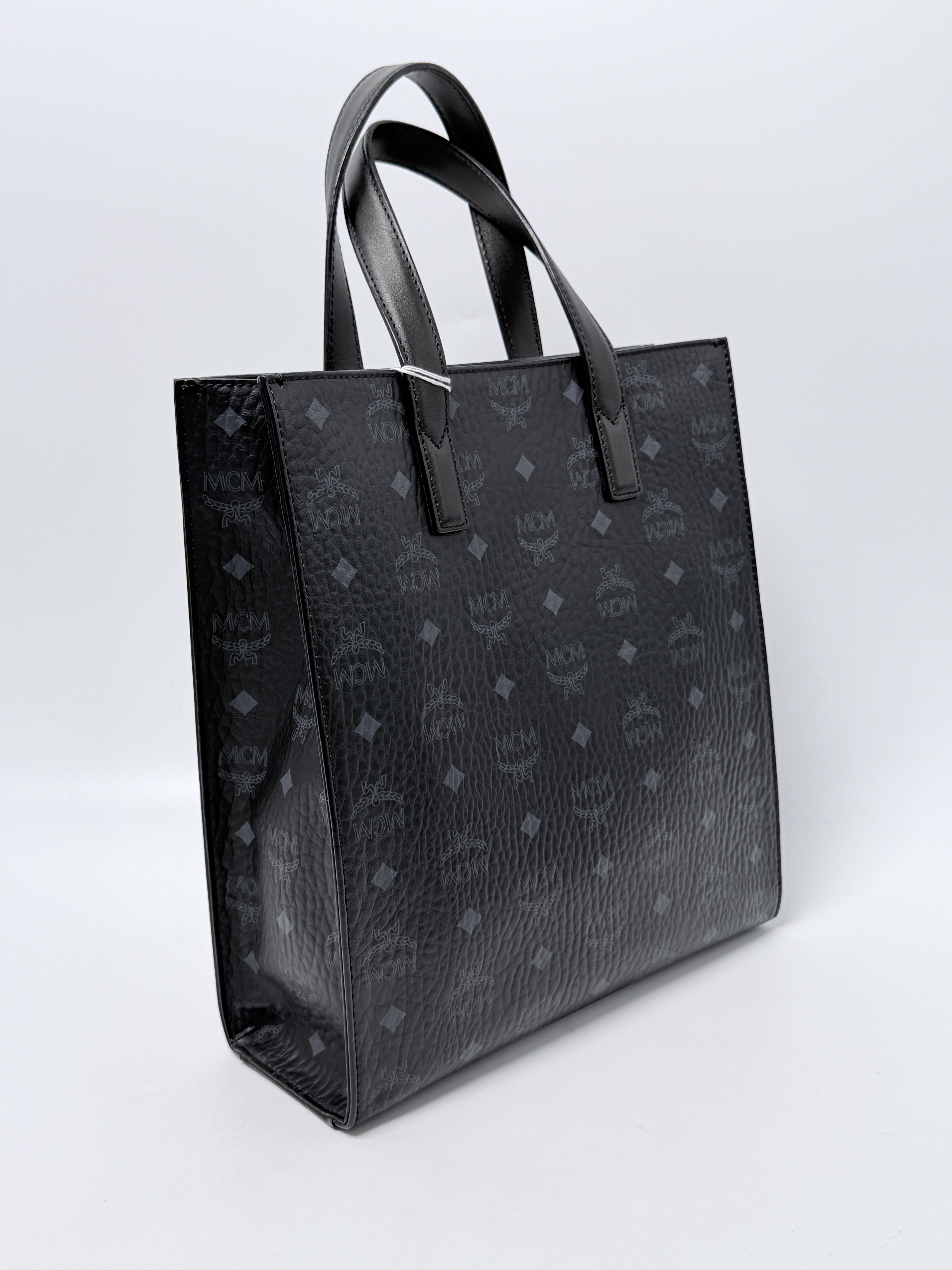 Aren Vertical Tote Bag Black Visetos Monogram w/ Logo Charm JP001MCM