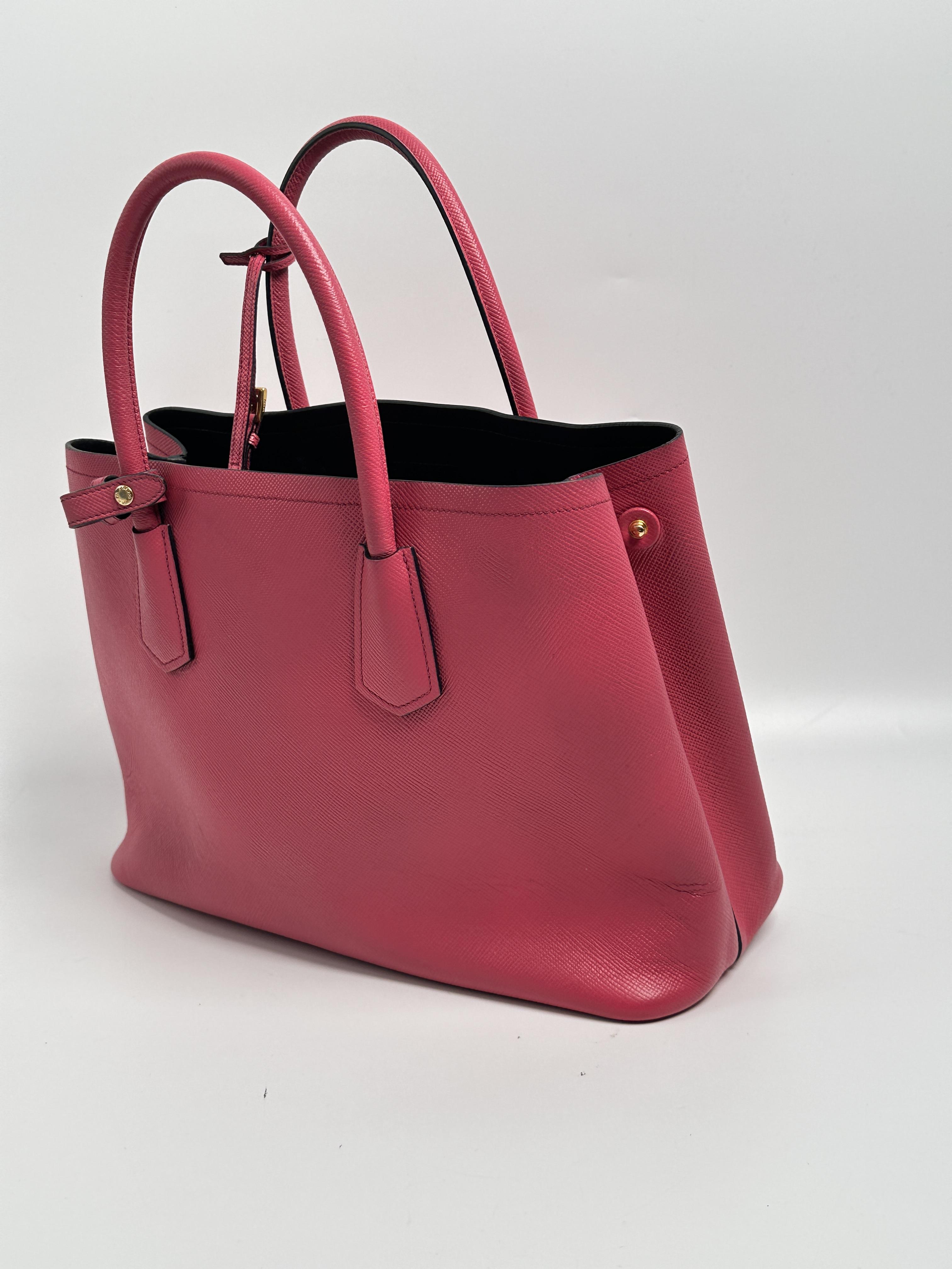 Pre-owned PRADA leather Shoulder Bags Pink Saffiano Lux Double Tote Shoulder Bag ZS033PR