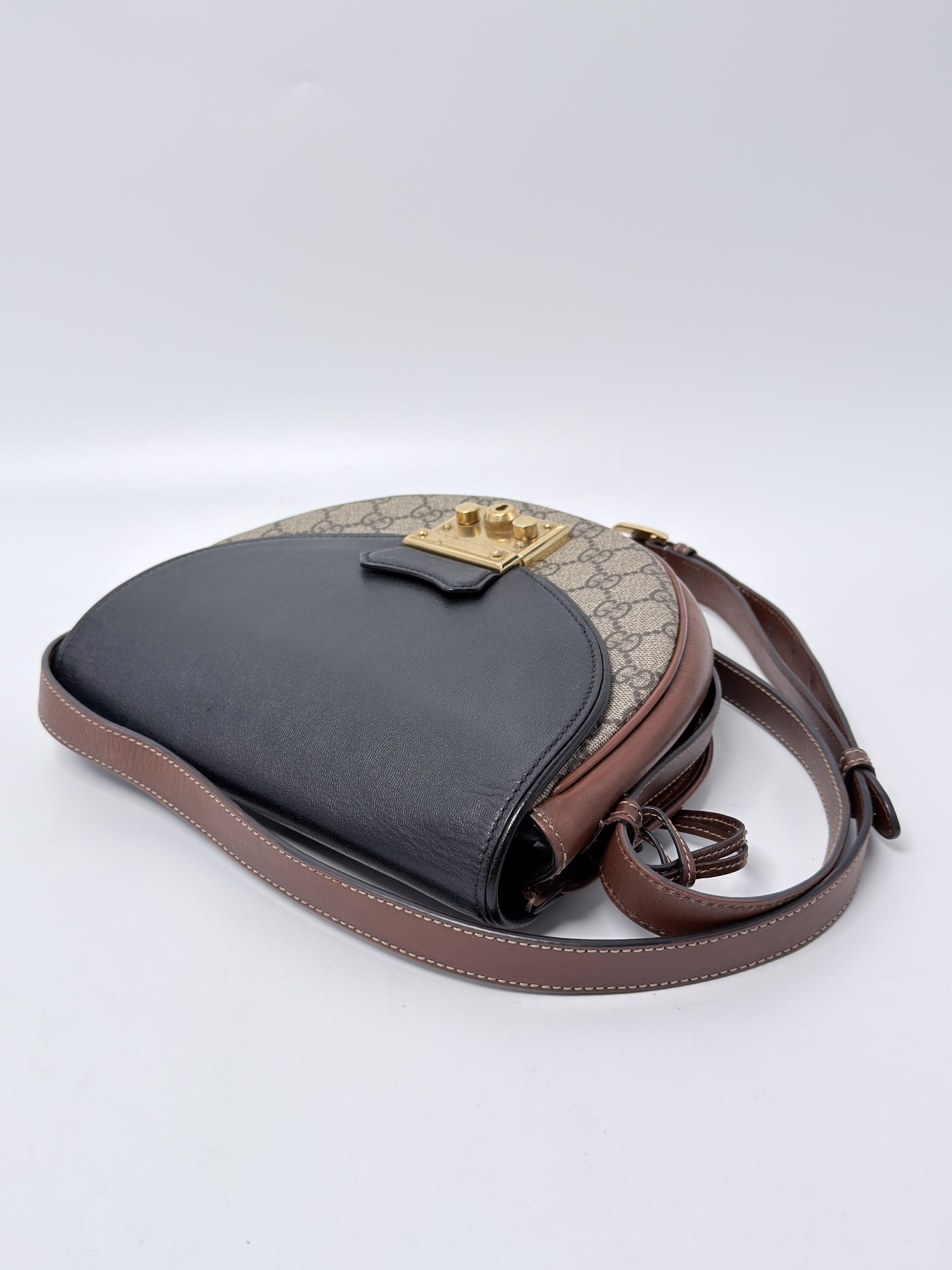 GG Supreme Saddle Padlock Crossbody Shoulder Bag Black Leather JA1443GG