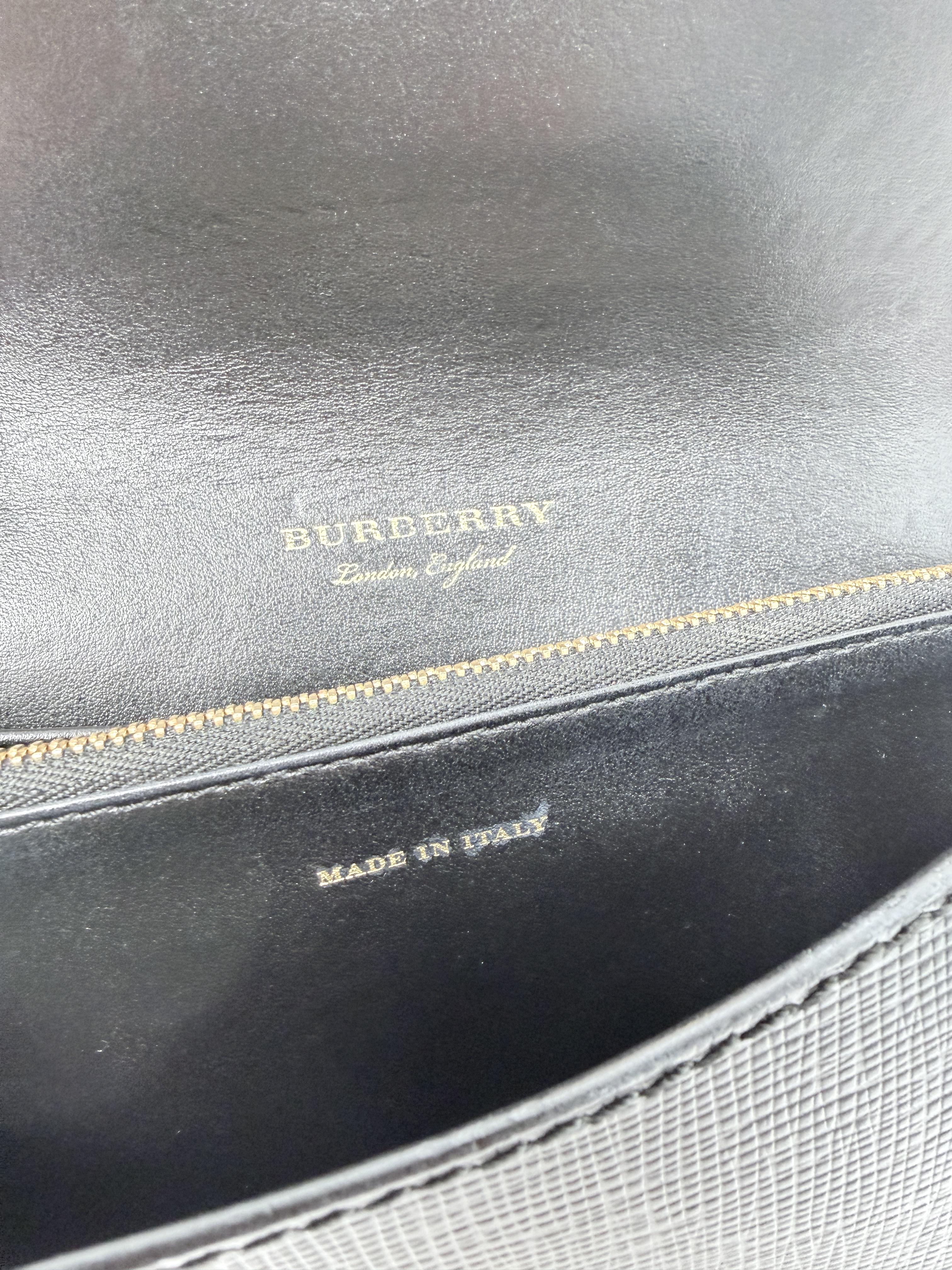Burberry House Check Bridle Small Madison Buckle Bag JD1446BR