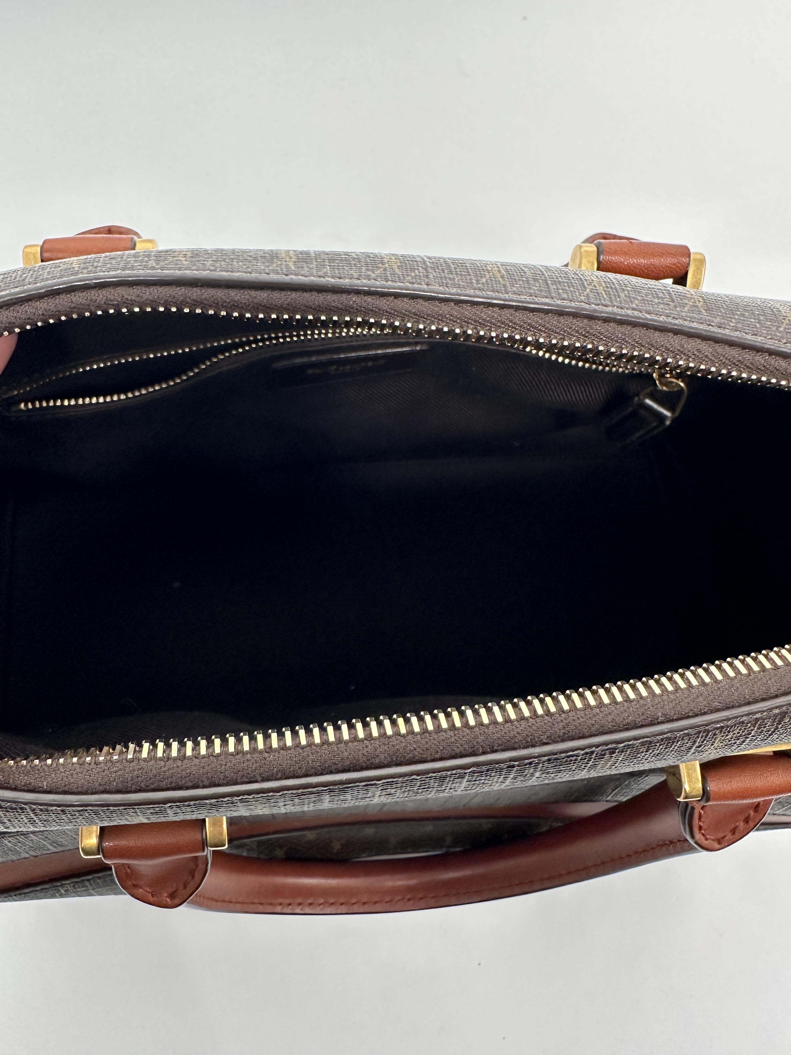 Pre-owned Yves Saint Laurent canvas Shoulder Bags Saint Laurent Le Monogramme Duffle Shoulder Bag JE490YL