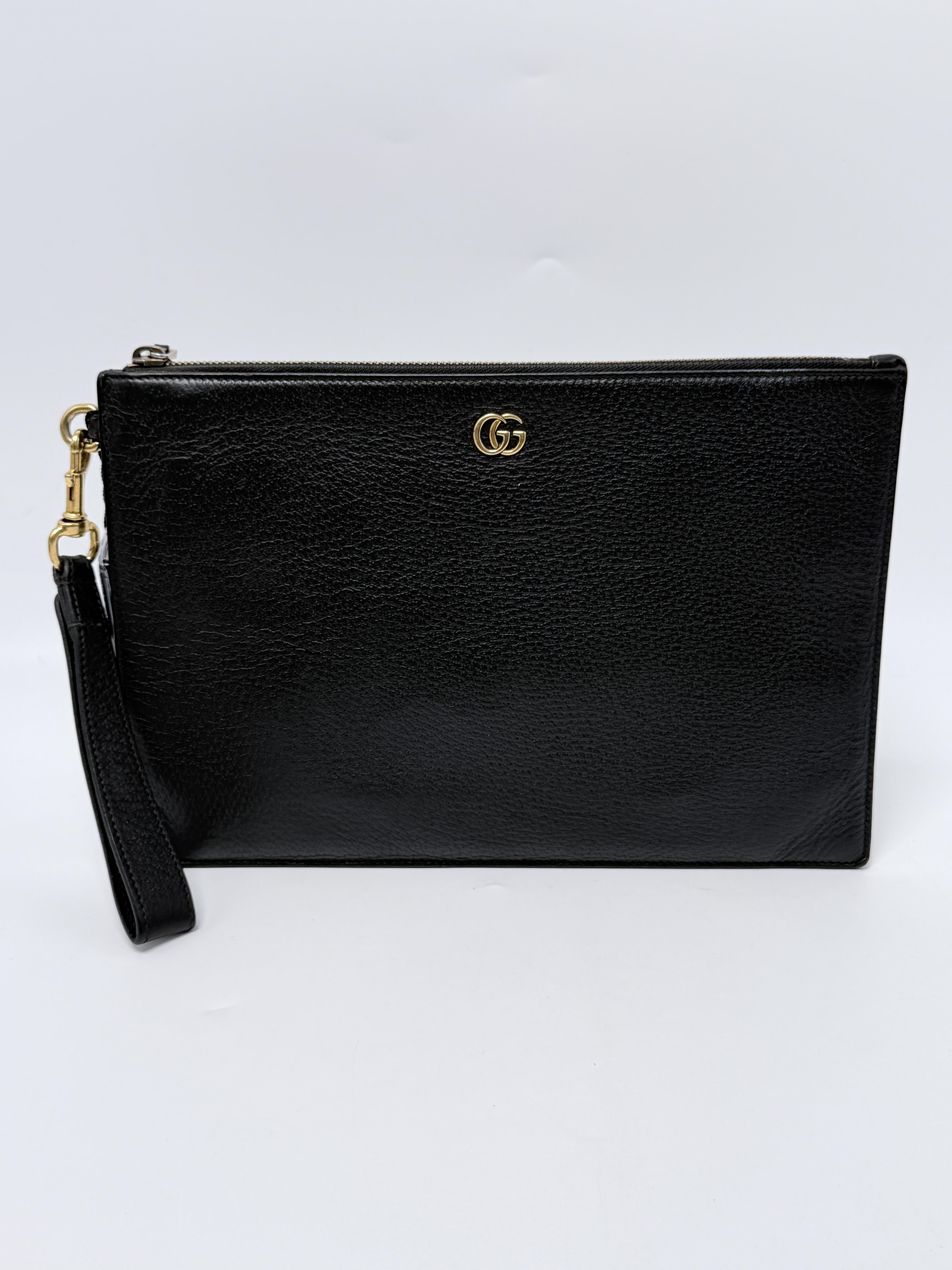 GG Marmont Textured Black Pouch Wristlet Clutch Bag JD1432GG