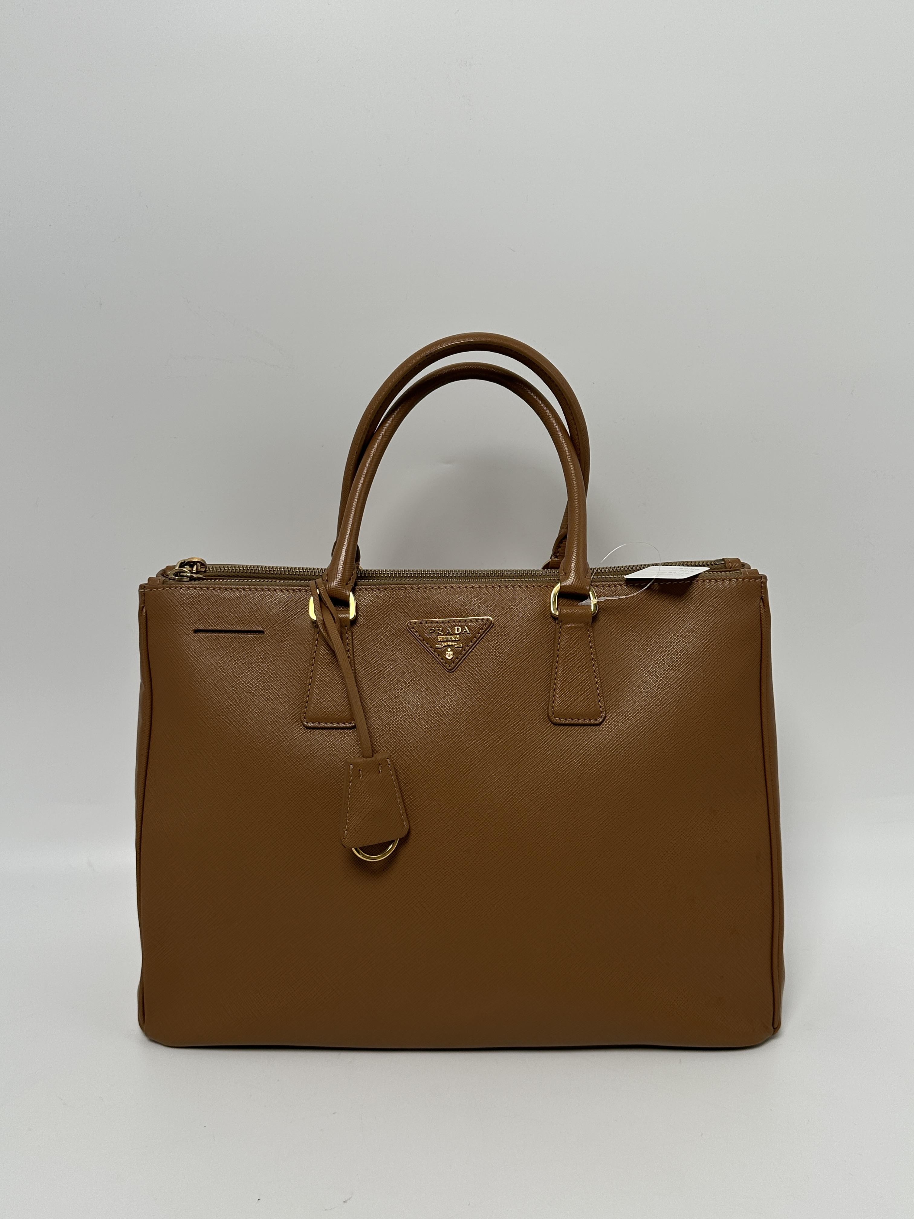 Pre-owned PRADA leather Tote Bags Galleria Double Zip Tote Bag Beige JA957PR