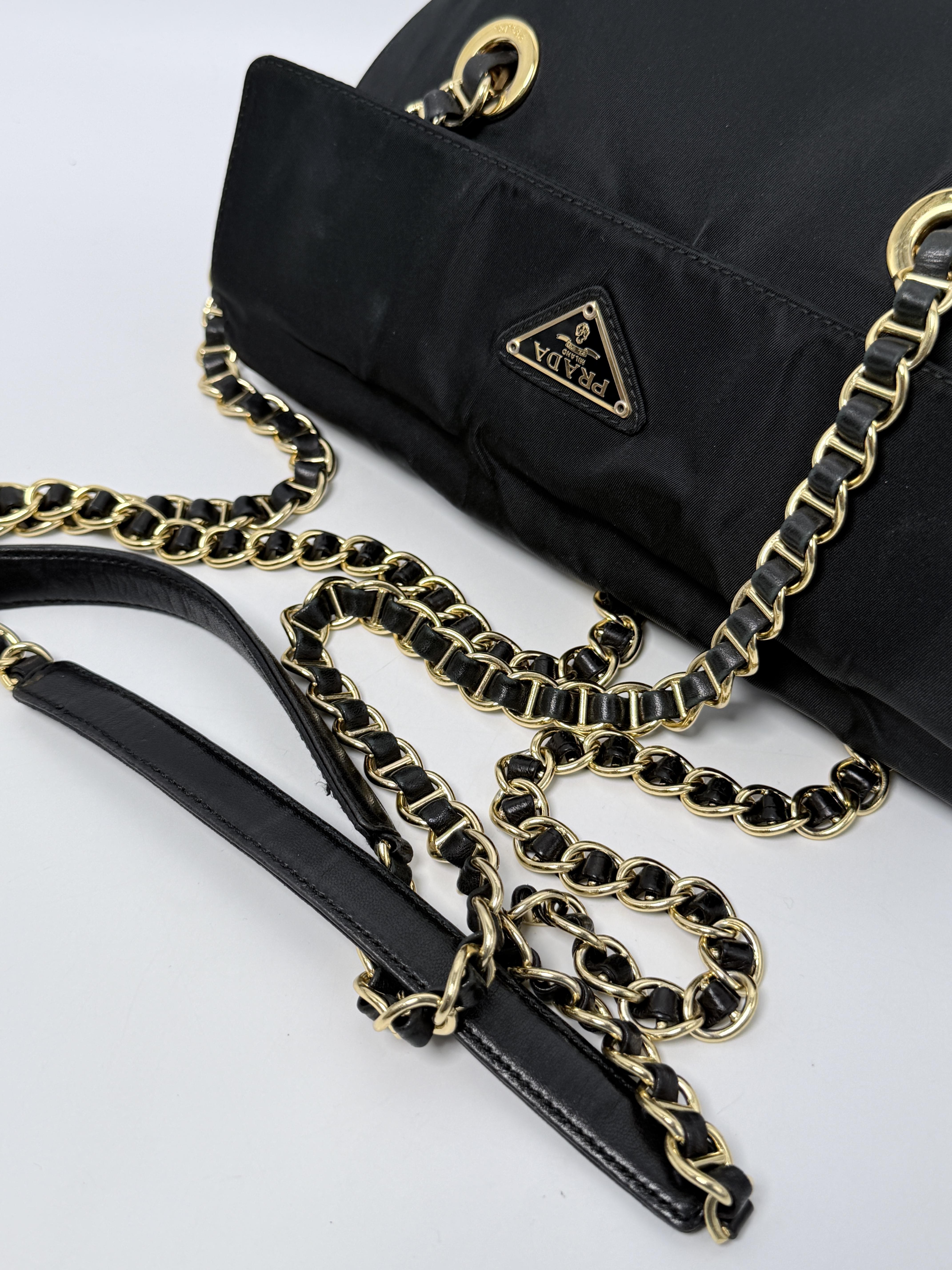 Tessuto Catena Flap Bag Black Gold Chain Shoulder Crossbody XU008PR