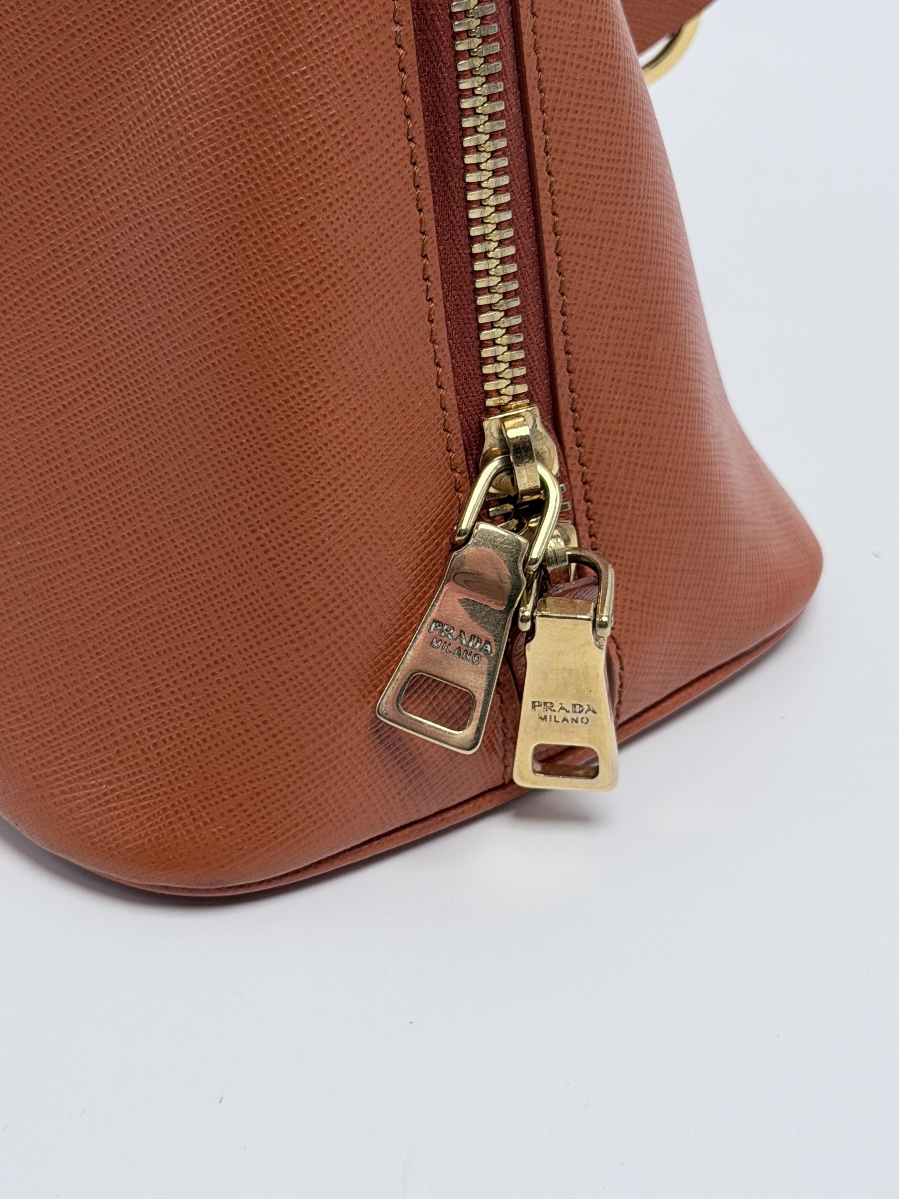 Pre-owned PRADA Leather Shoulder Bags Saffiano Lux Medium Promenade Tote Bag Handle Handbag Papaya ZS118PR
