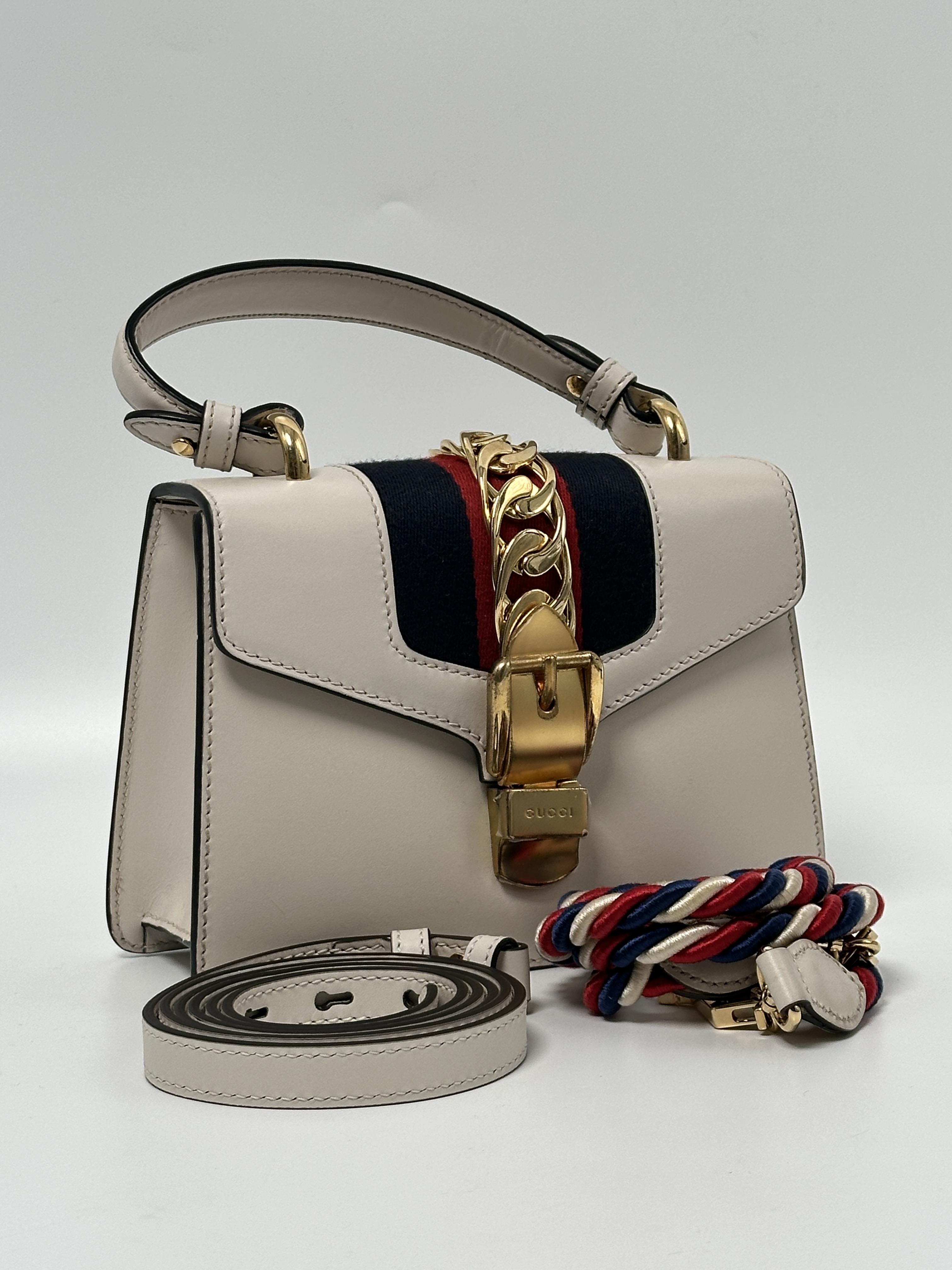 Pre-owned GUCCI Leather Crossbody Bags Smooth Mini Sylvie Top Handle Handbag Crossbody Bag Off White JD574GG