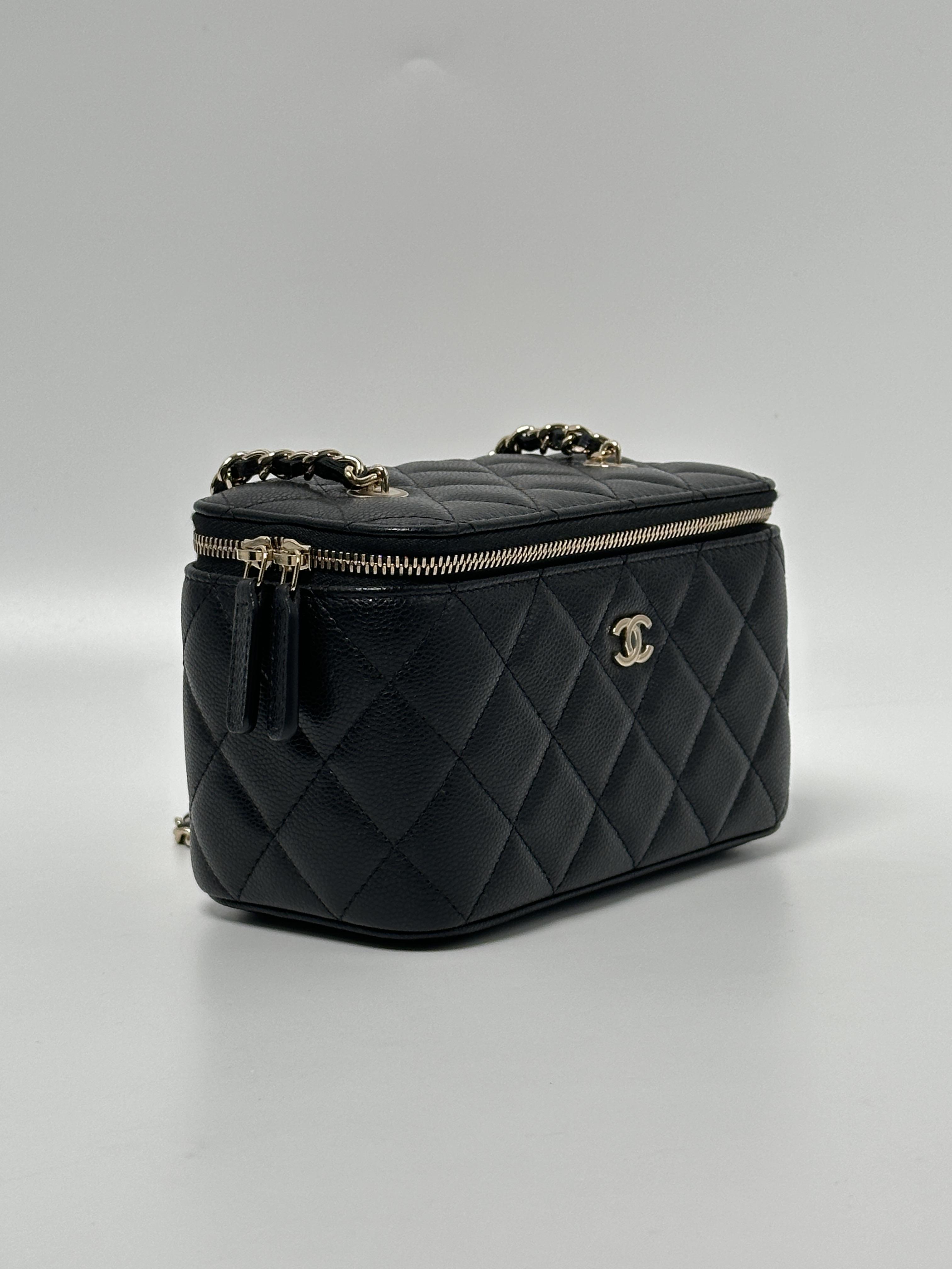 Black Quilted Vanity Case Chain Shoulder Bag FJ015CC