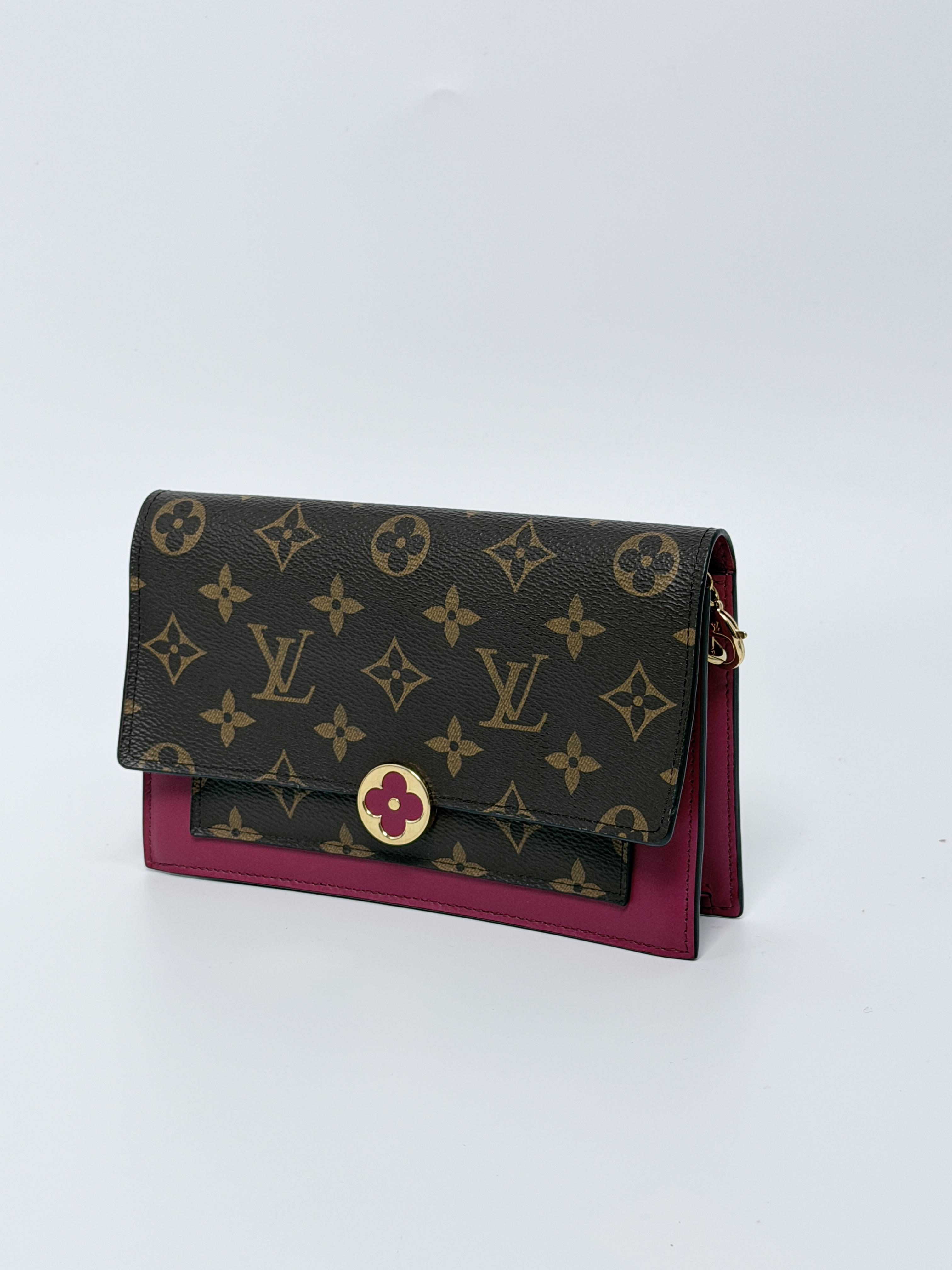 Pre-owned Louis Vuitton Canvas Shoulder Bags Authentic Monogram Flore Chain Wallet Fuchsia Shoulder Handbag JD056LV