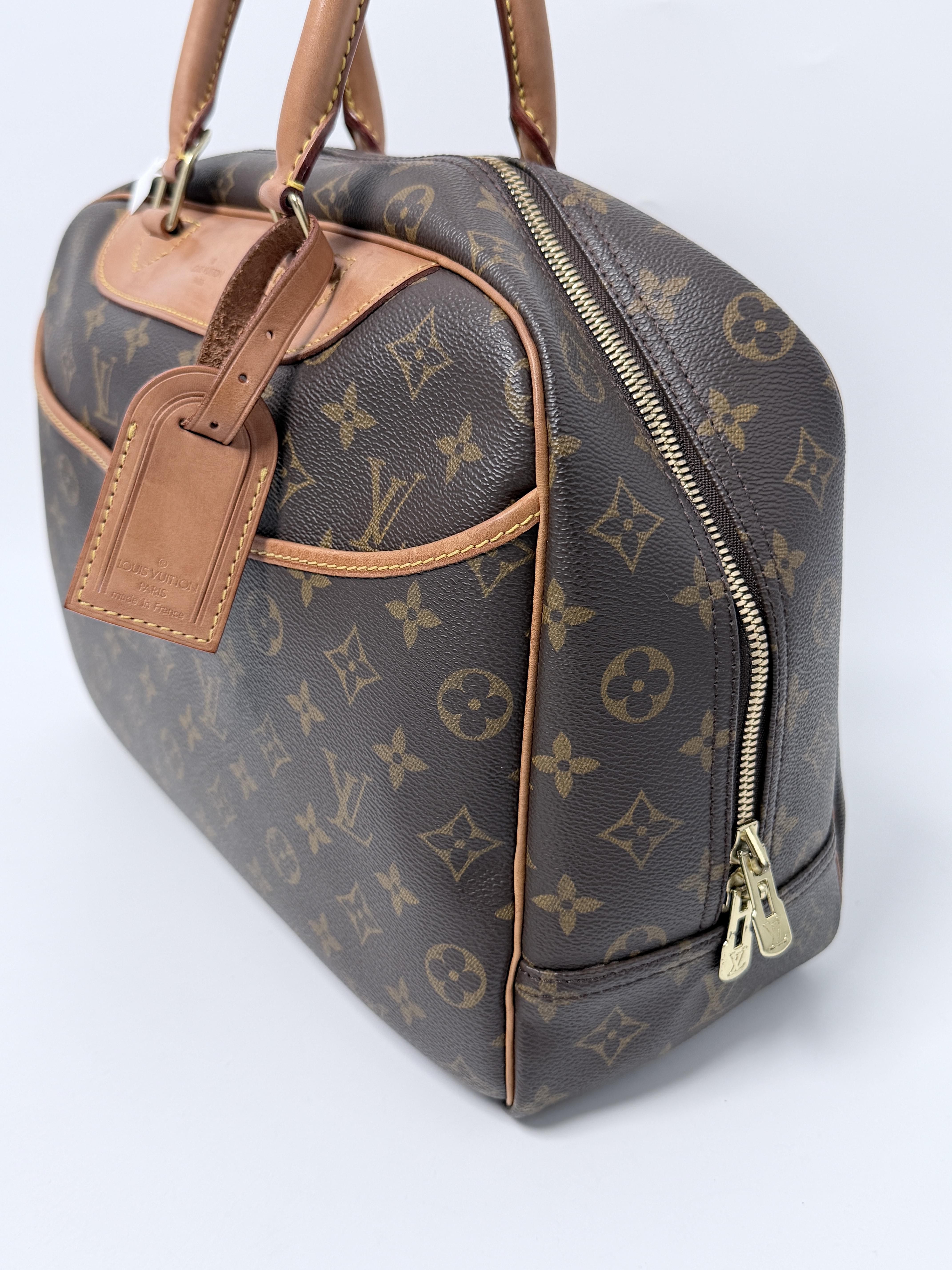 Pre-owned Louis Vuitton Canvas Shoulder Bags Deauville Monogram Bowling Satchel Bag Shoulder Handbag JA756LV