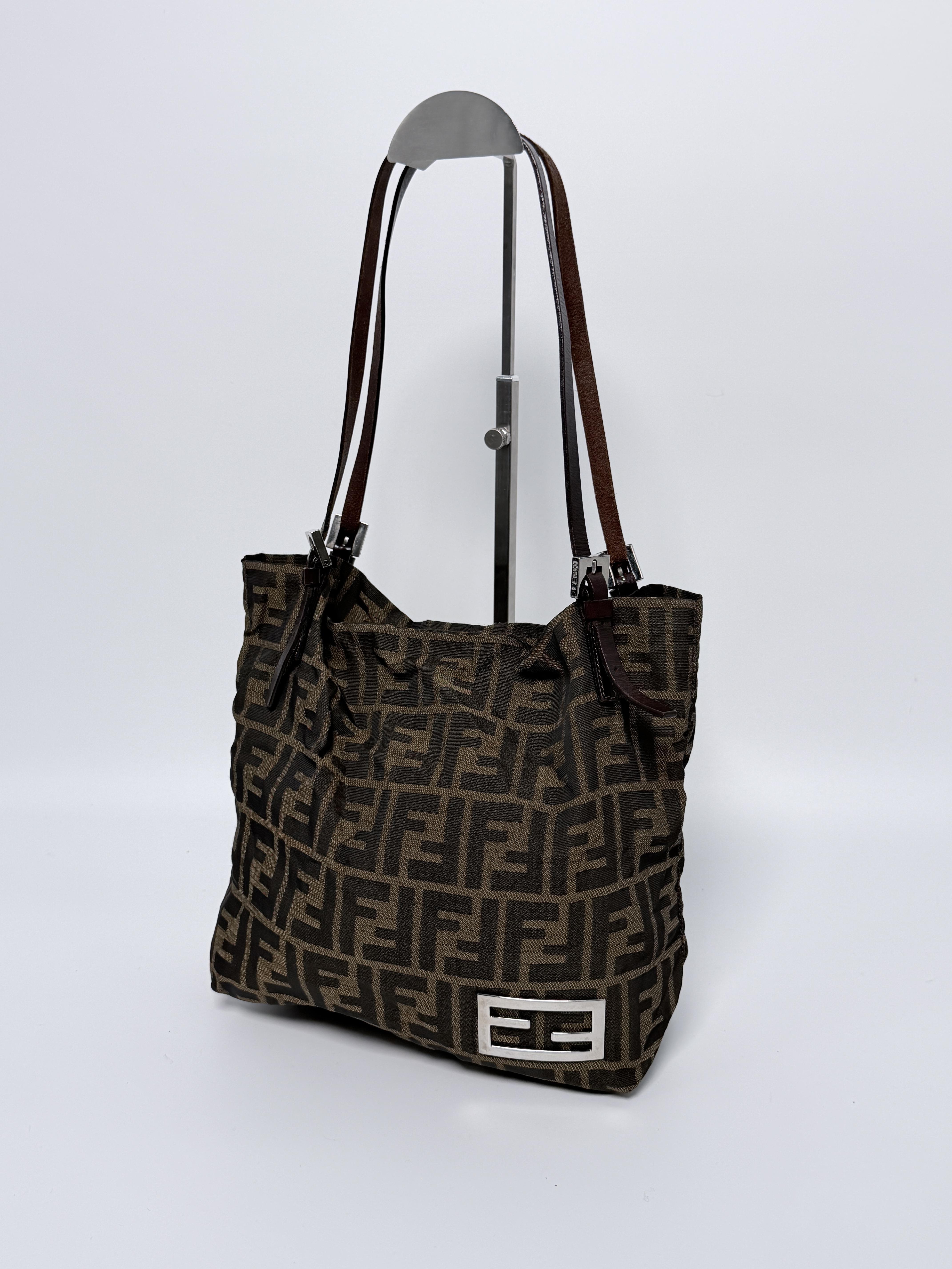 Zucca Shoulder Tote Bag Brown YMFD102