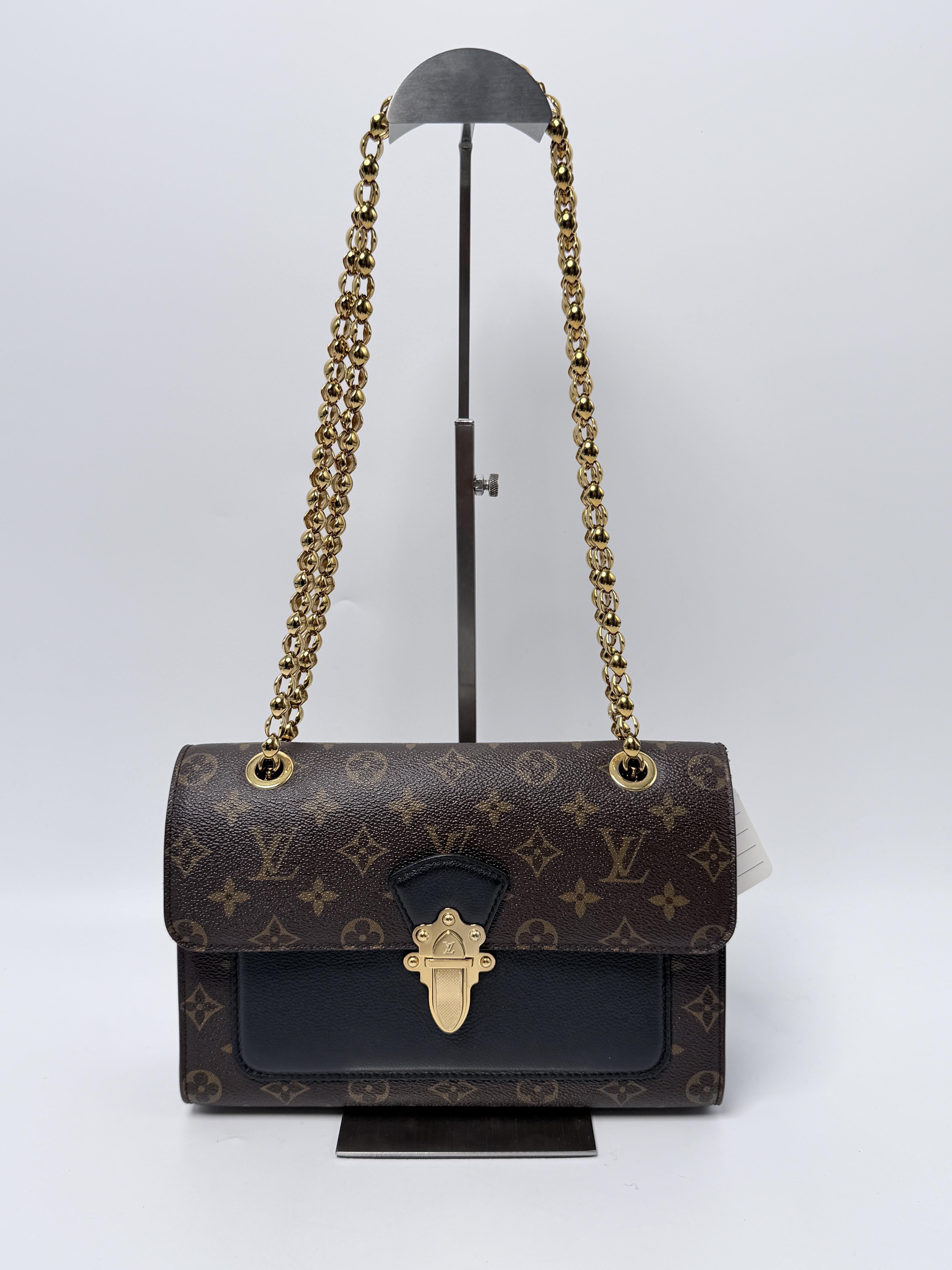 Vavin MM Black Shoulder Handbag Crossbody Bag ZS123LV