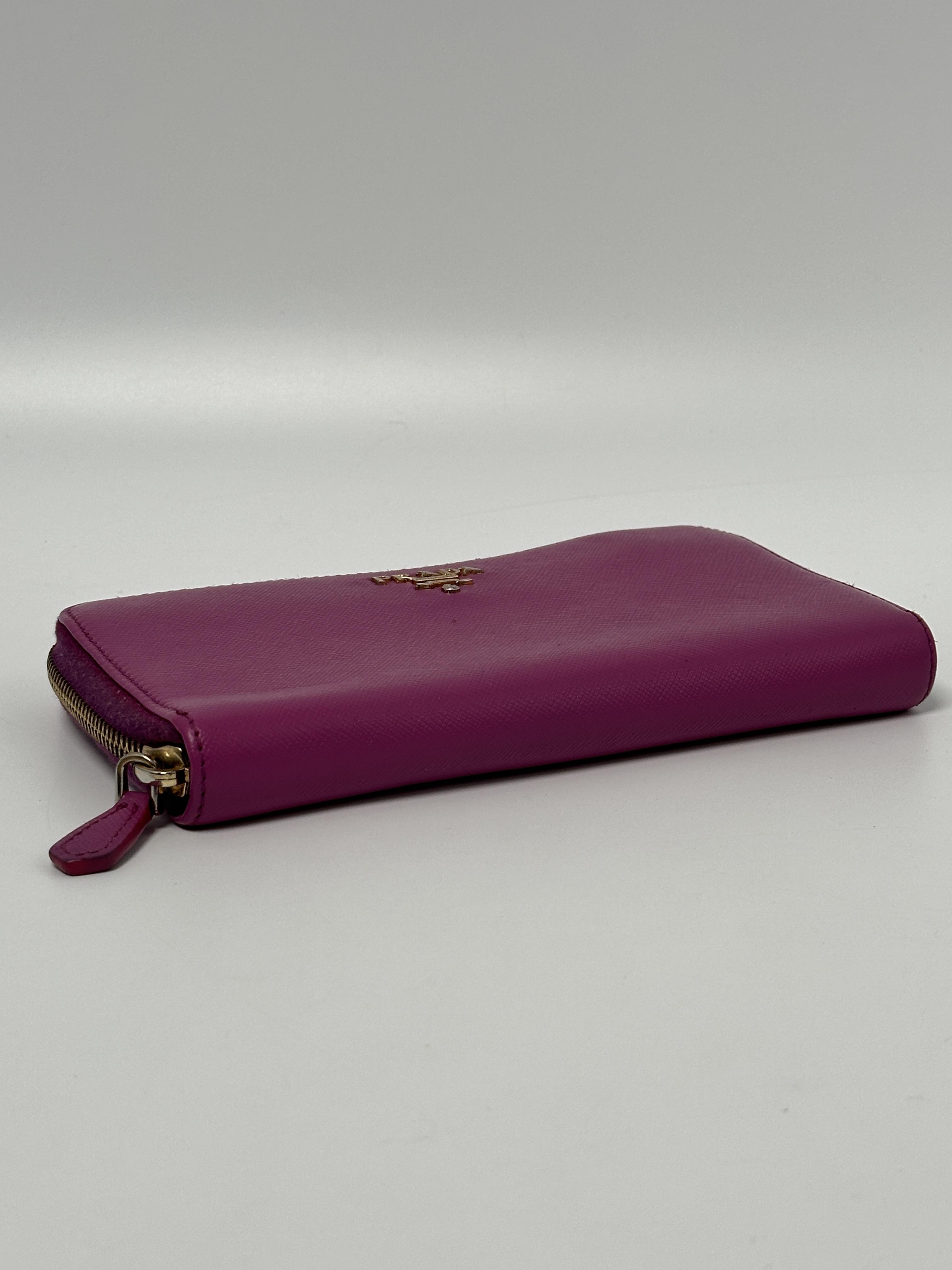 Saffiano Zip Around Long JD570PR