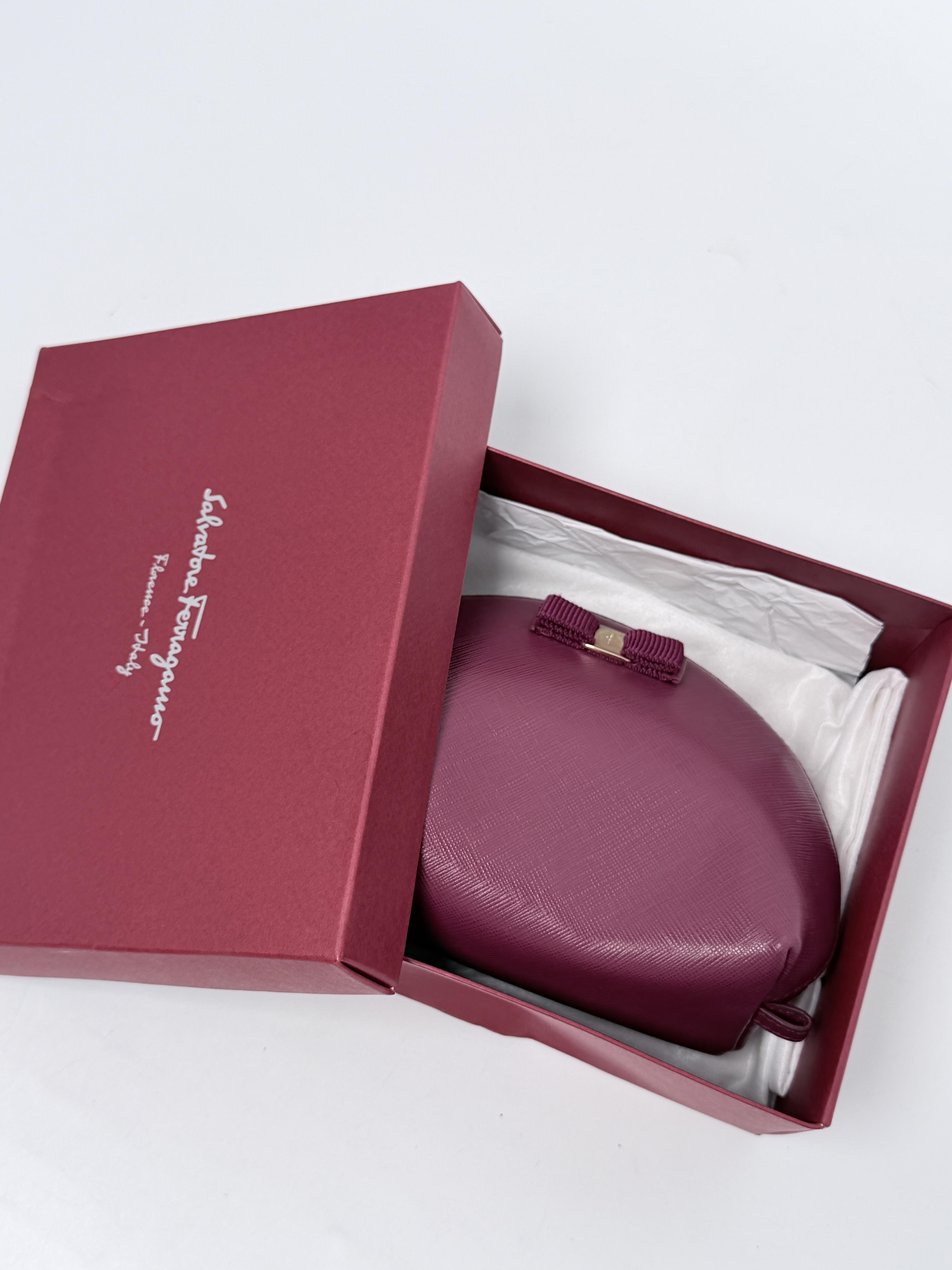 Ferragamo Vara Bow Saffiano Cosmetic Pouch Case JD1226FG