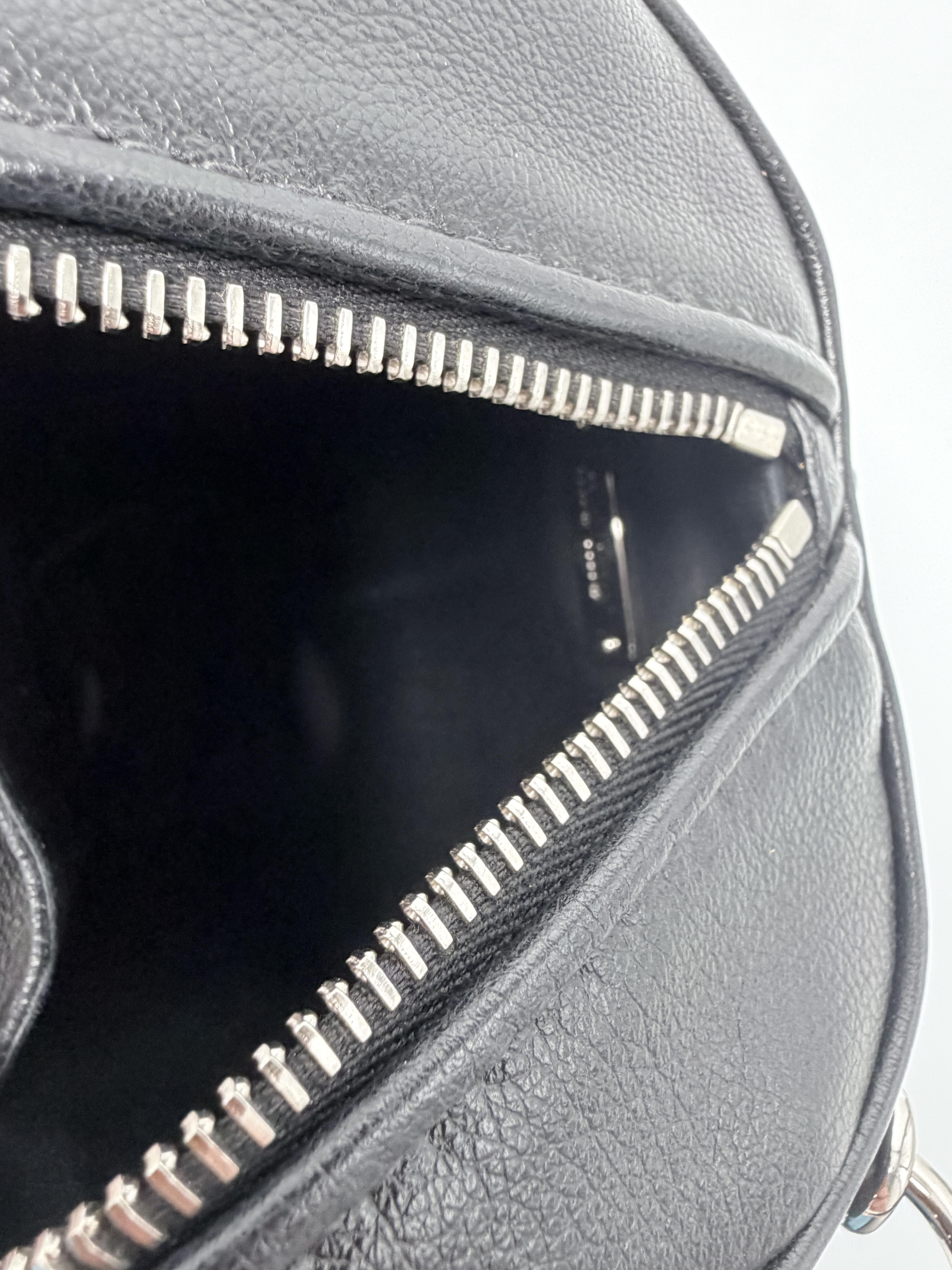 Black Cylinder Crossbody Shoulder Bag with Chain Tassel XU005MM