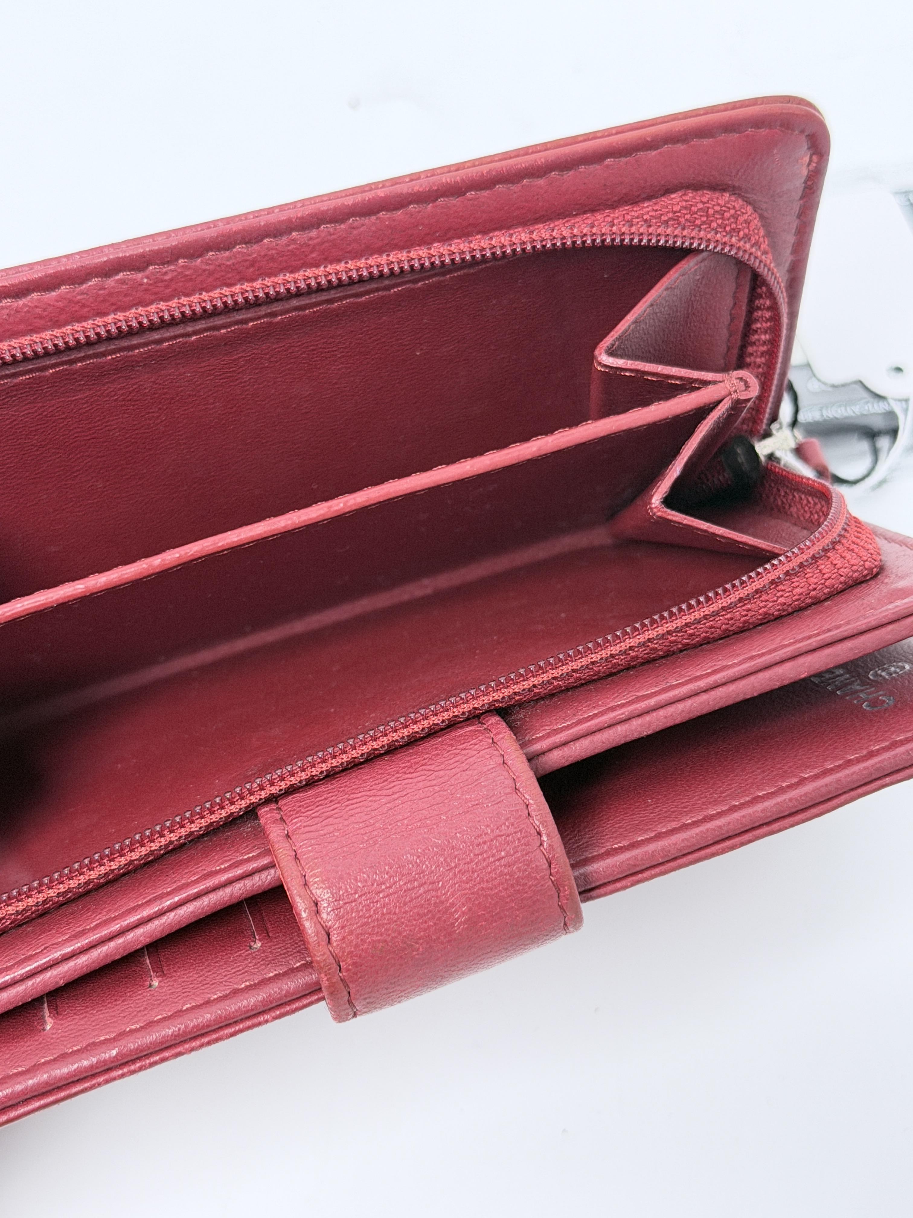 Dark Pink Camellia Floral Embossed Bifold Zip Coin Pocket Wallet JE692CC